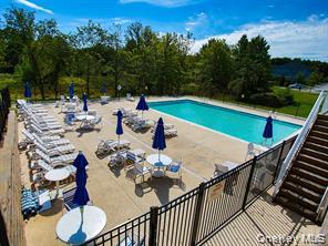 131 Meadow View Drive, Middletown, NY 10940