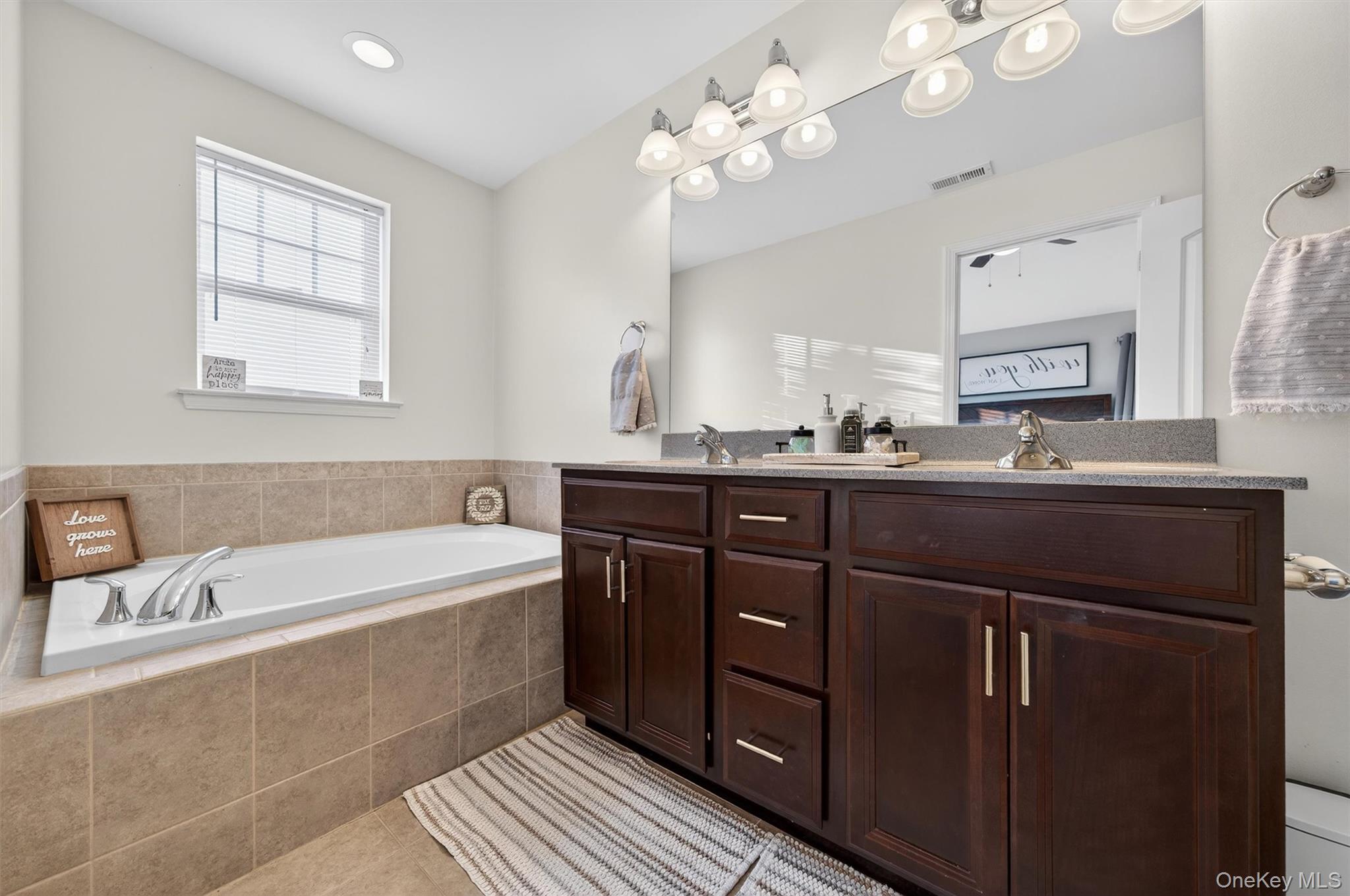 131 Meadow View Drive, Middletown, NY 10940