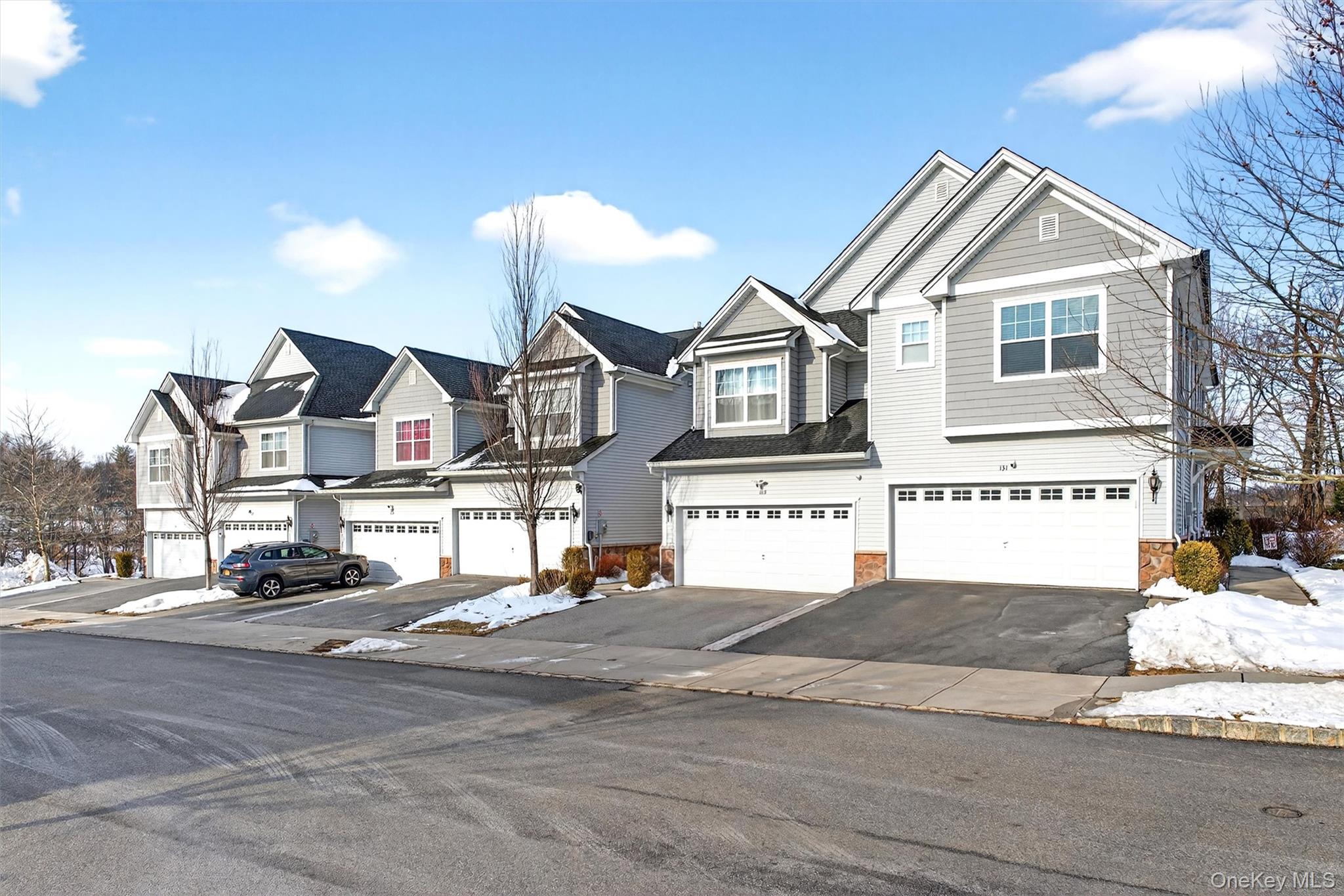 131 Meadow View Drive, Middletown, NY 10940