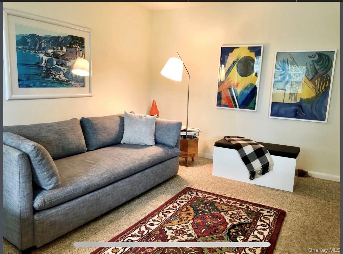 40 Canoe Place Road # 5, Hampton Bays, NY 11946