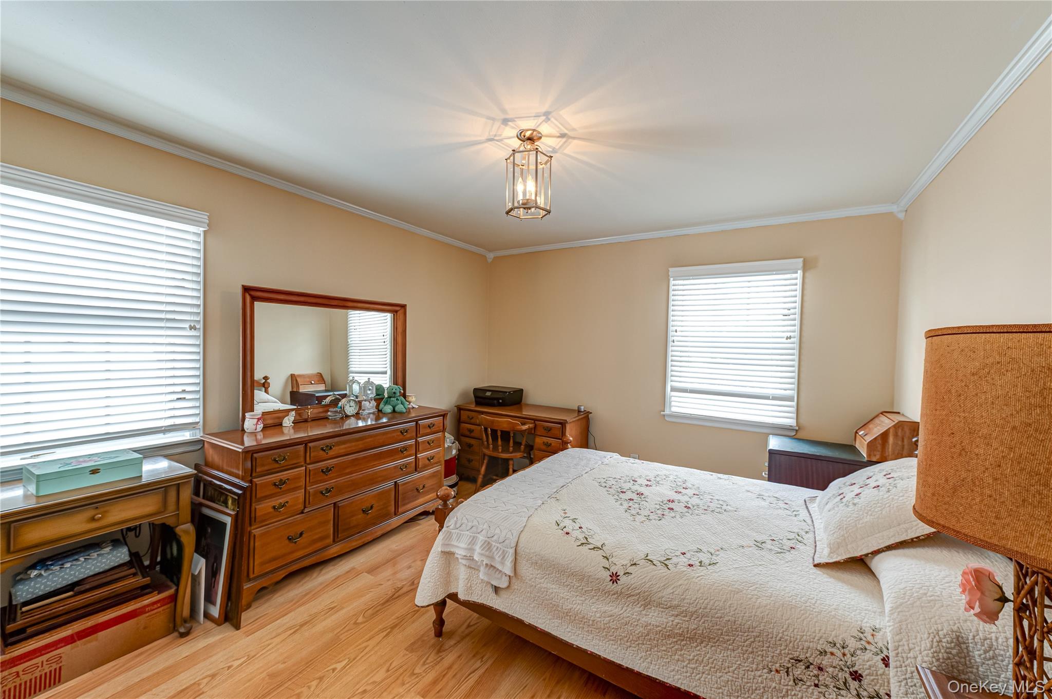 9 Storybook Lane, Saint James, NY 11780