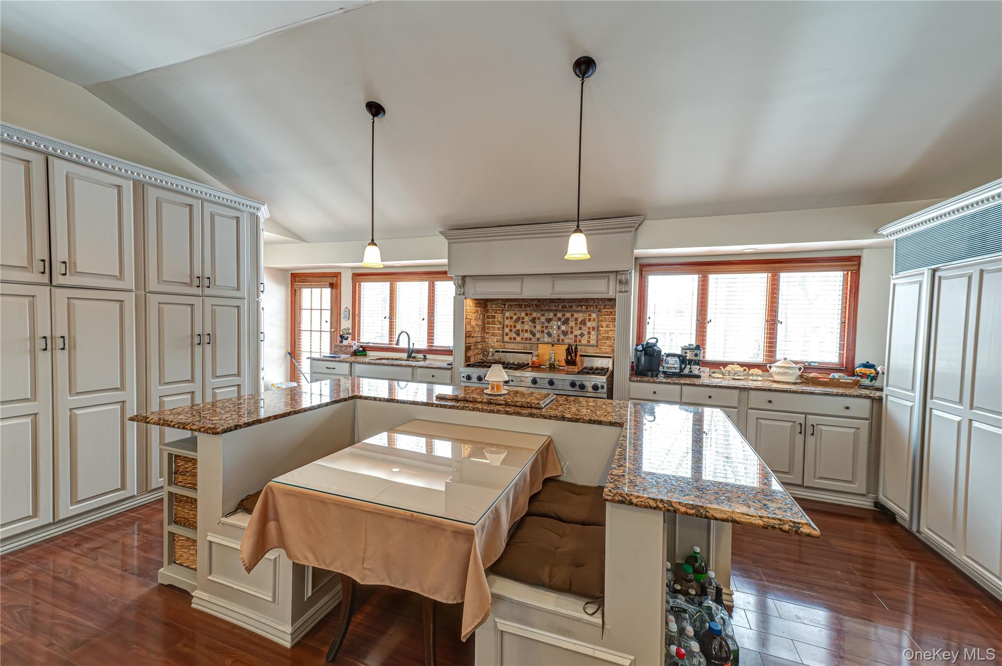 9 Storybook Lane, Saint James, NY 11780