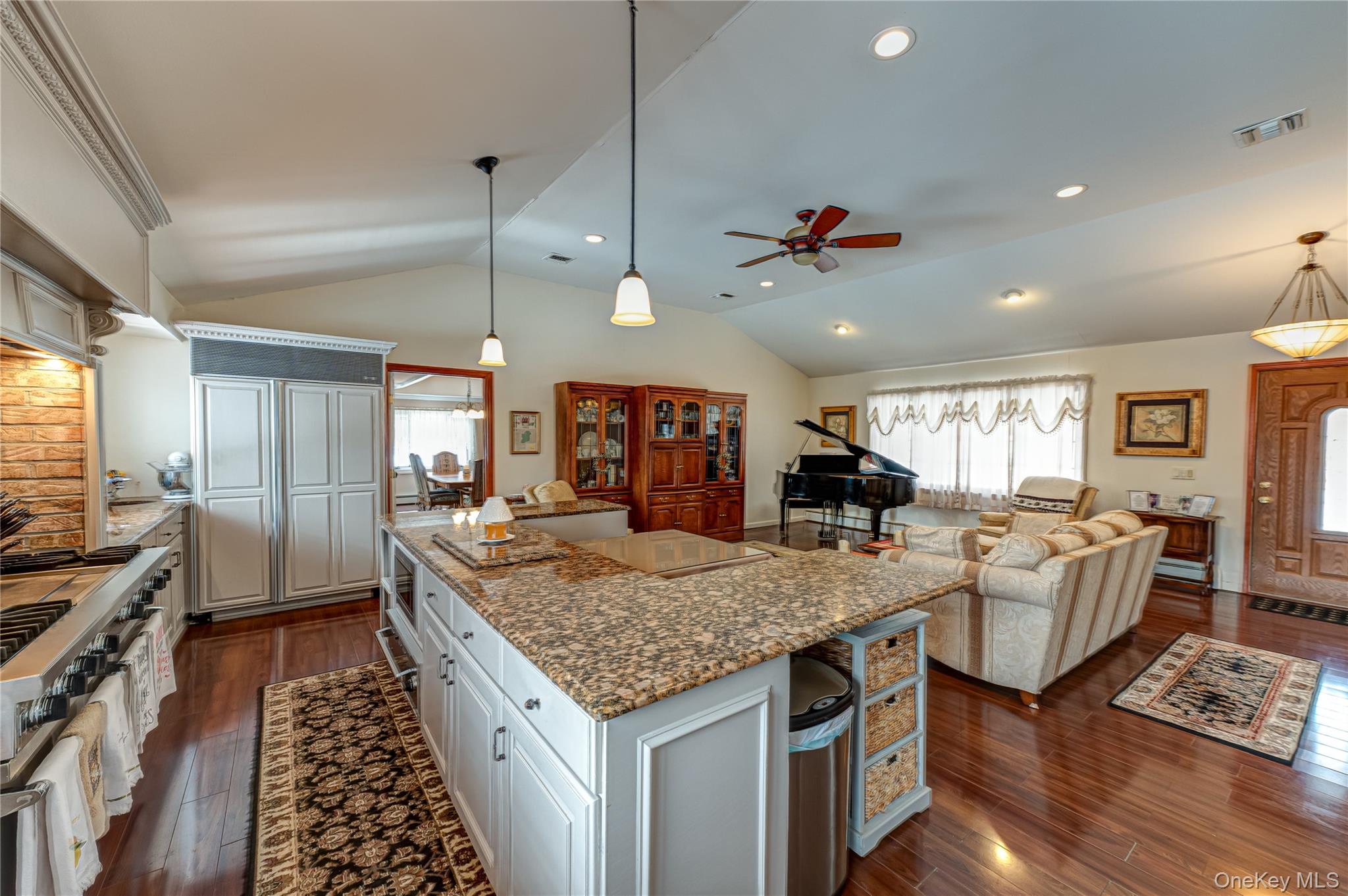 9 Storybook Lane, Saint James, NY 11780