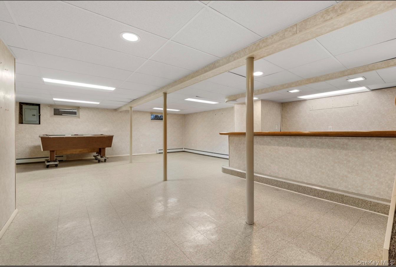 181 Sycamore Avenue, Bethpage, NY 11714