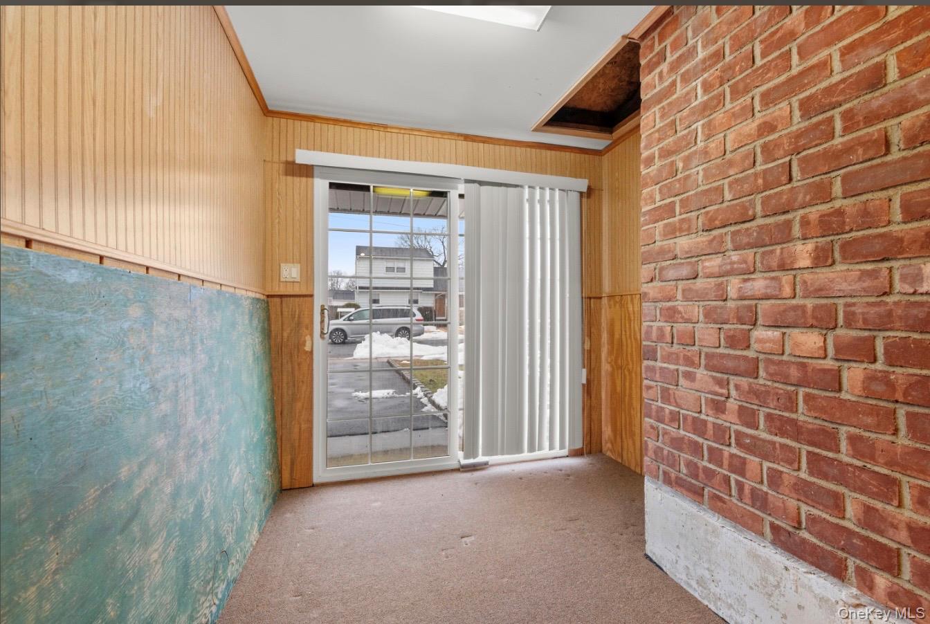 181 Sycamore Avenue, Bethpage, NY 11714