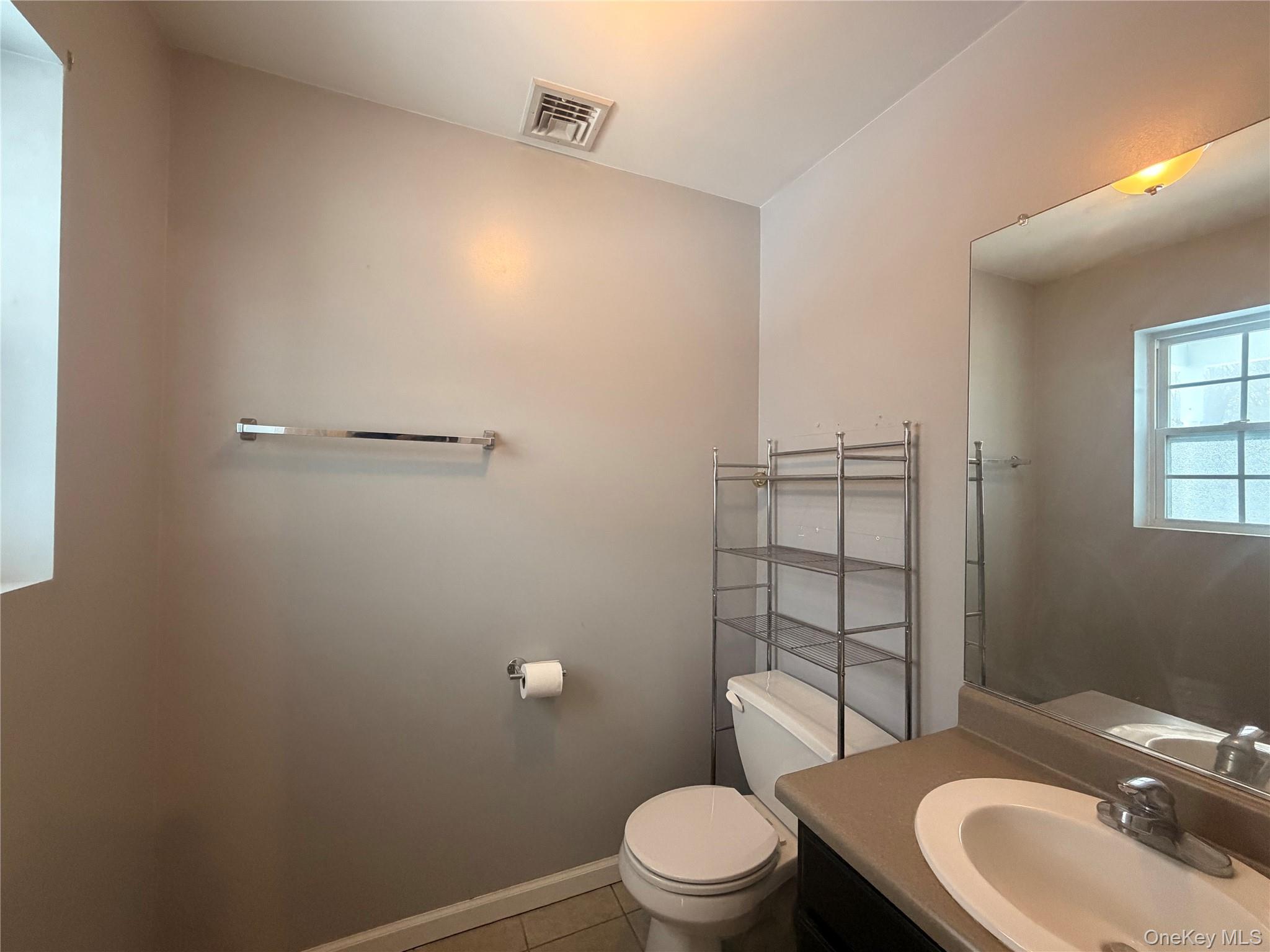 566 County Route 49, Middletown, NY 10940