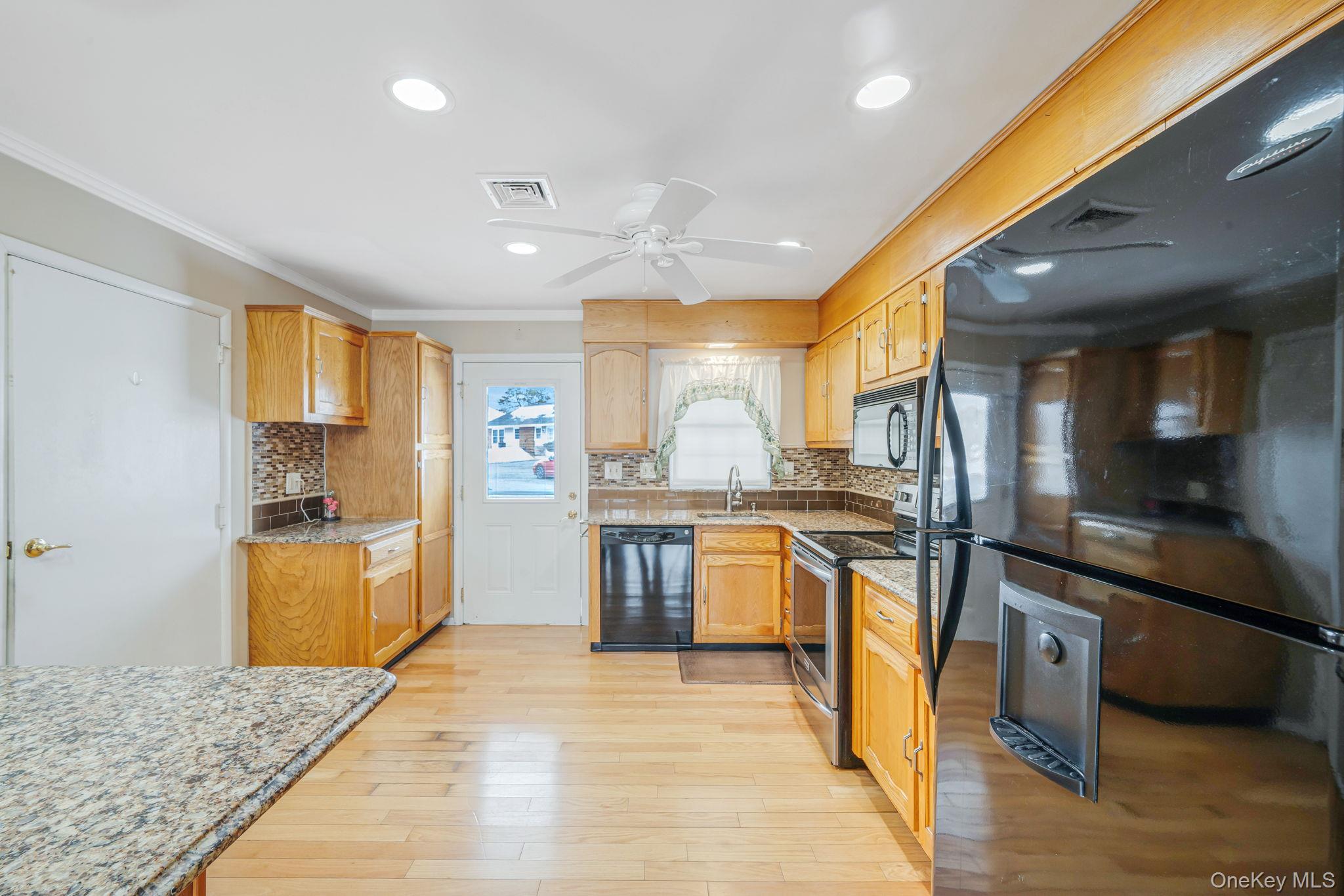 61 Enfield Court # B, Ridge, NY 11961