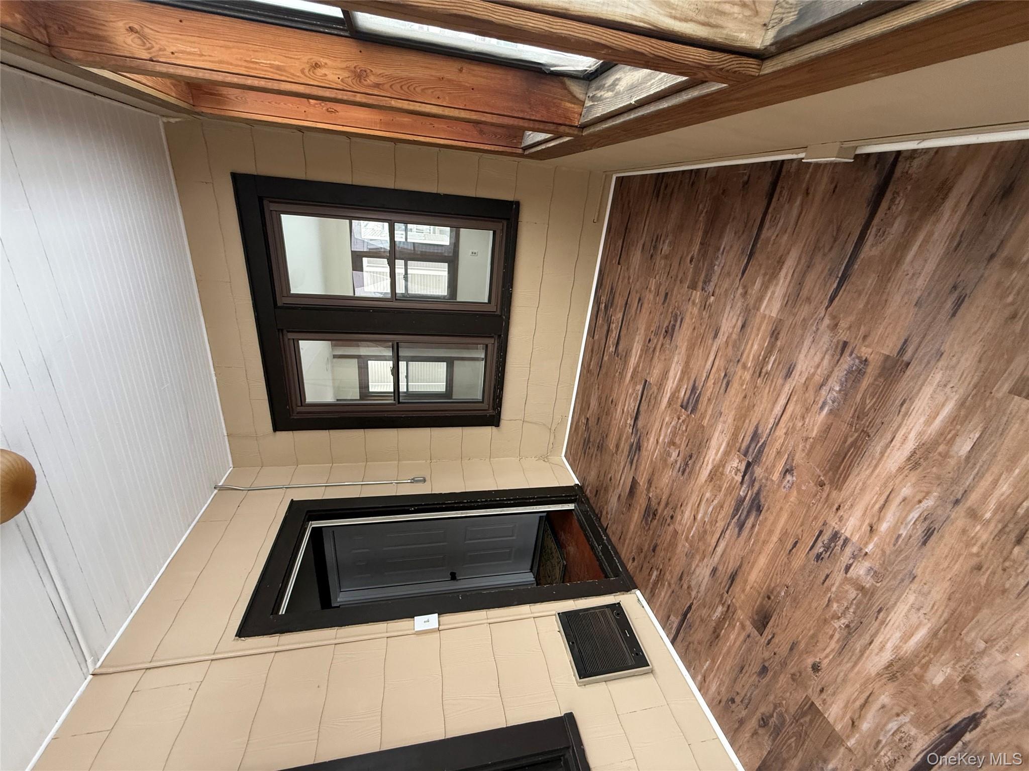 173 Mansion Street # 2, Poughkeepsie, NY 12601