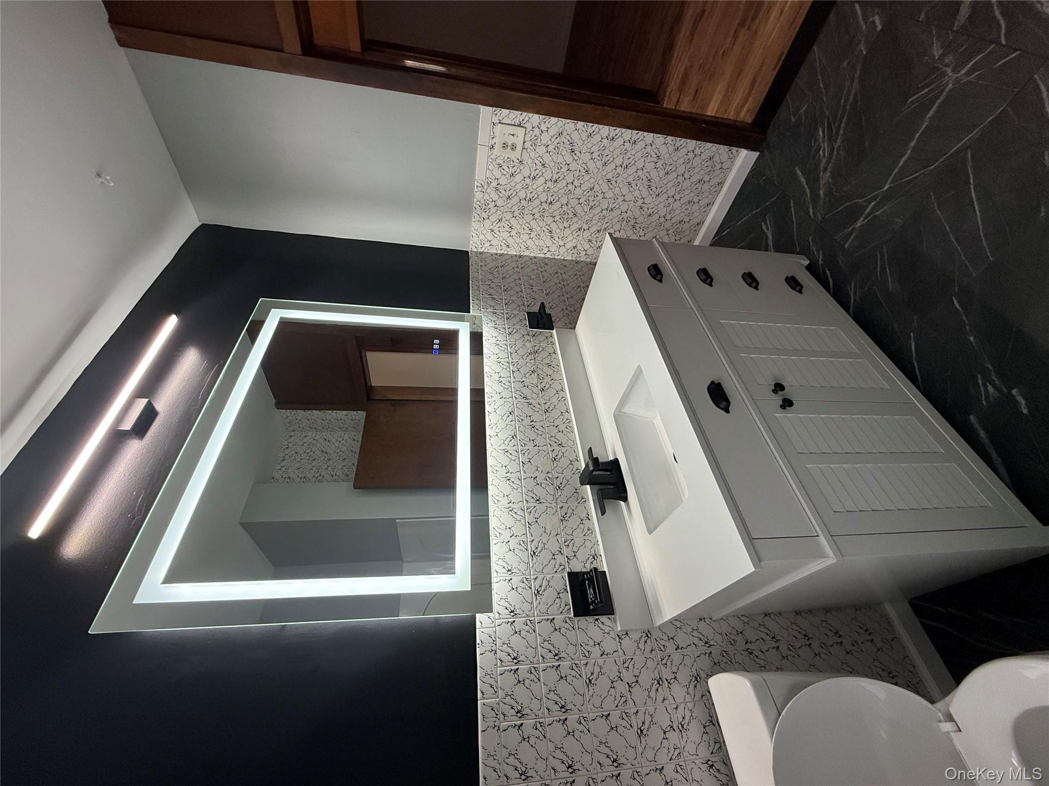 173 Mansion Street # 2, Poughkeepsie, NY 12601