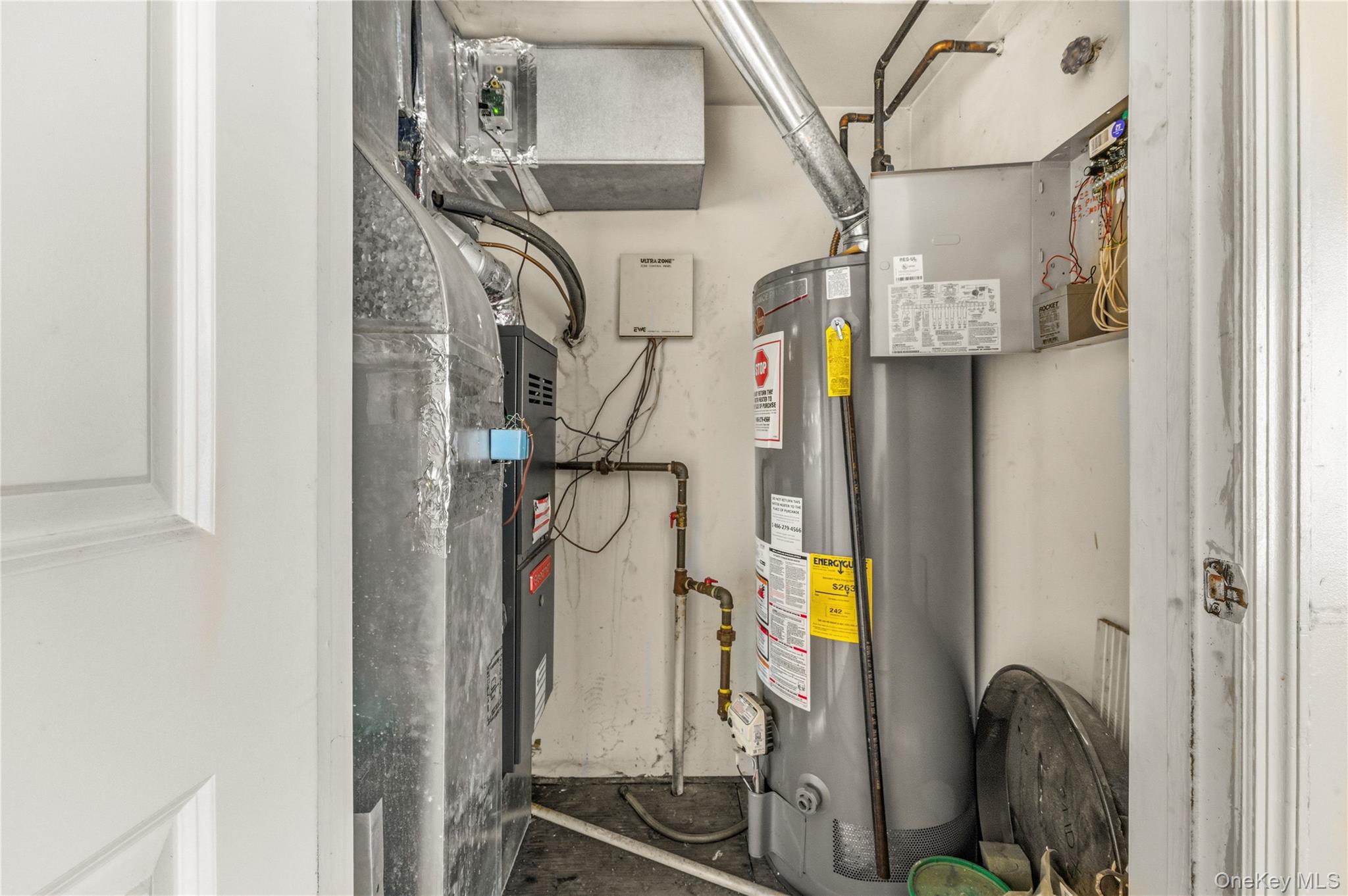 592 Beech Terrace, Bronx, NY 10454