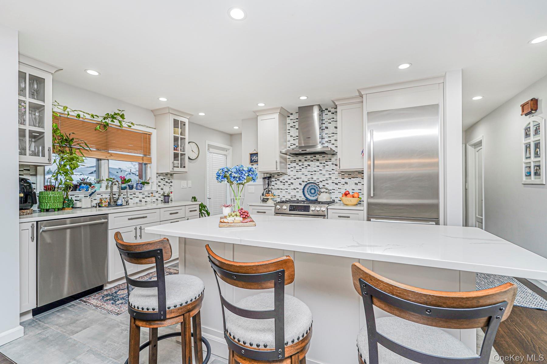 27 Witteman Place, Staten Island, NY 10301