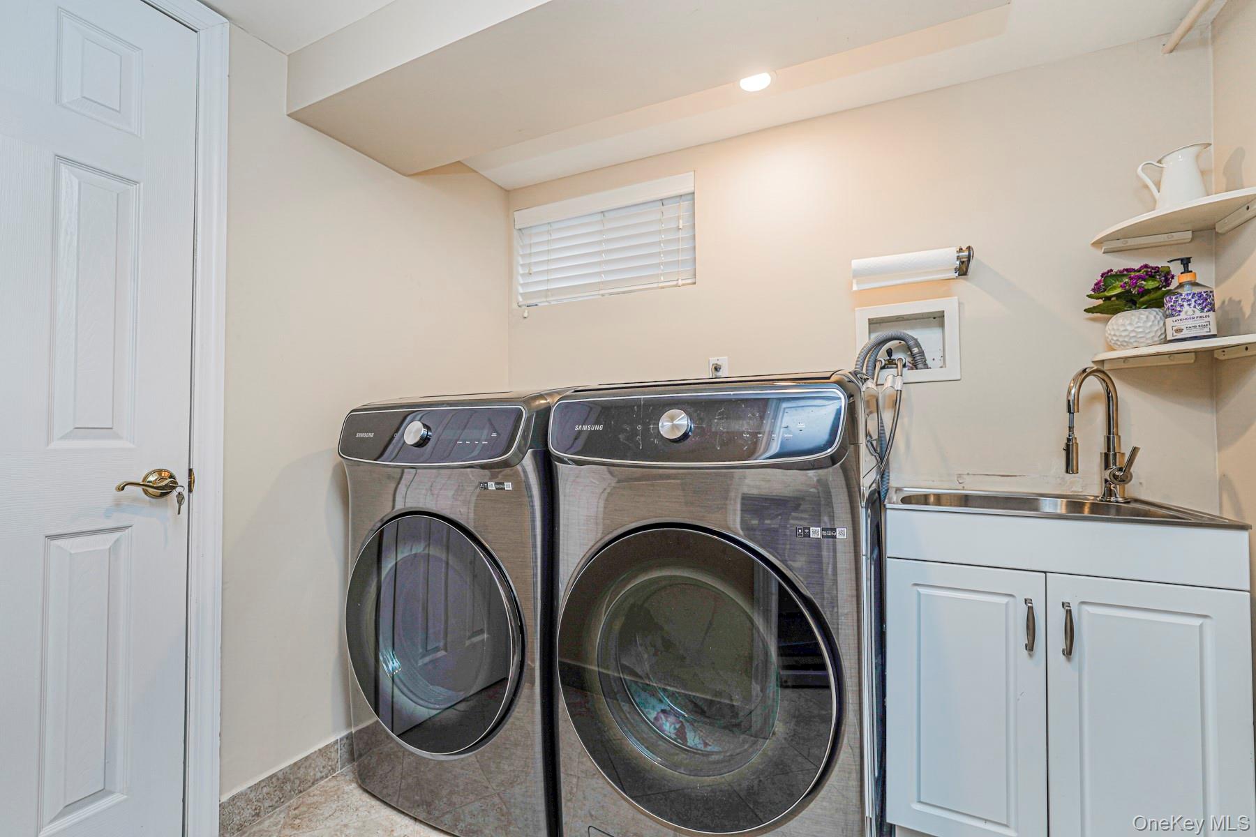 27 Witteman Place, Staten Island, NY 10301