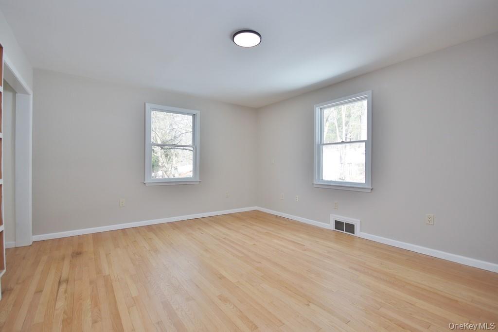 23 Robert Road, Poughkeepsie, NY 12603