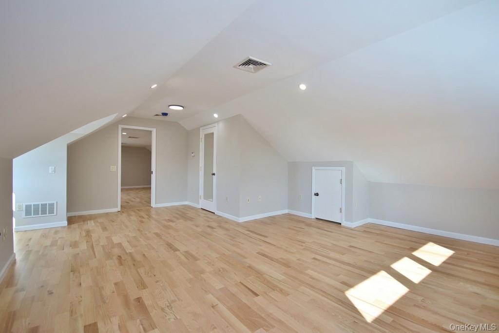 23 Robert Road, Poughkeepsie, NY 12603