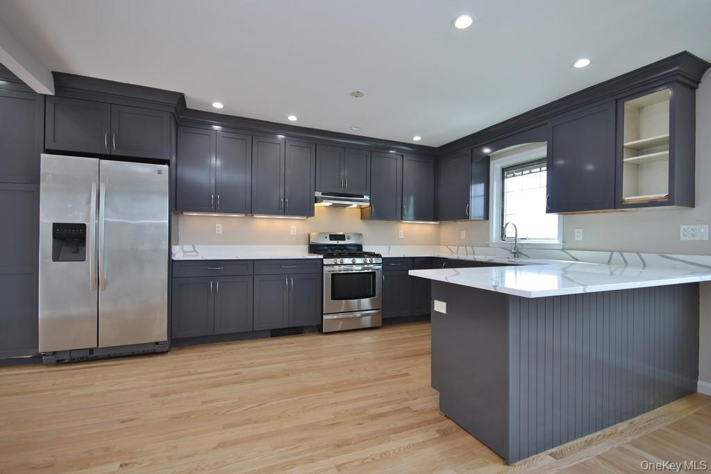 23 Robert Road, Poughkeepsie, NY 12603