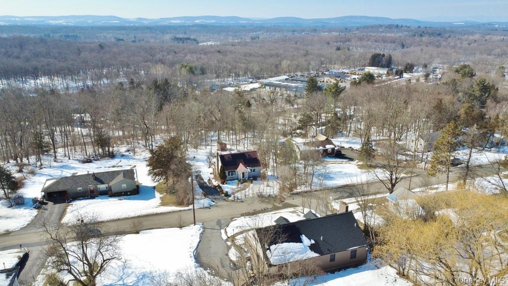 23 Robert Road, Poughkeepsie, NY 12603