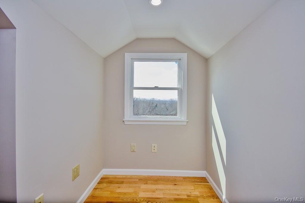 23 Robert Road, Poughkeepsie, NY 12603