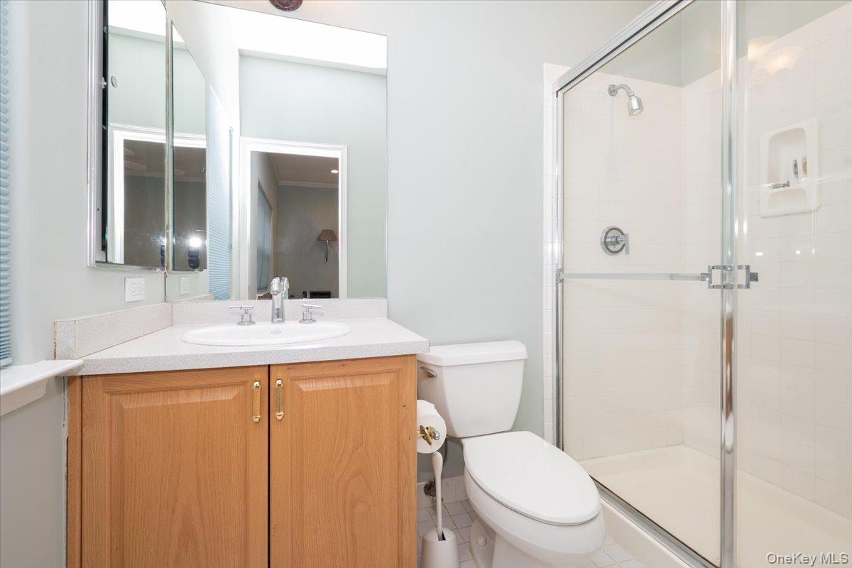 113 Windwatch Drive, Hauppauge, NY 11788