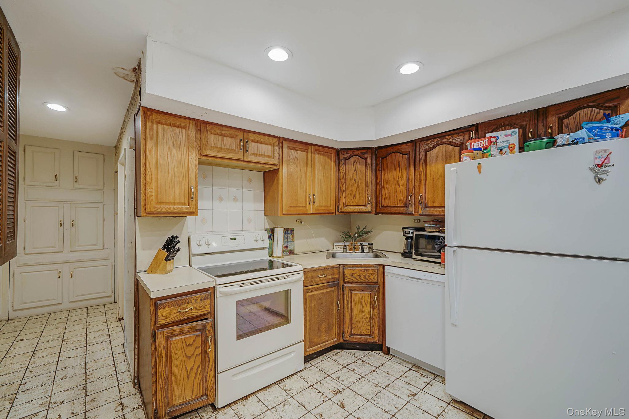 22 Bayberry Lane, Levittown, NY 11756