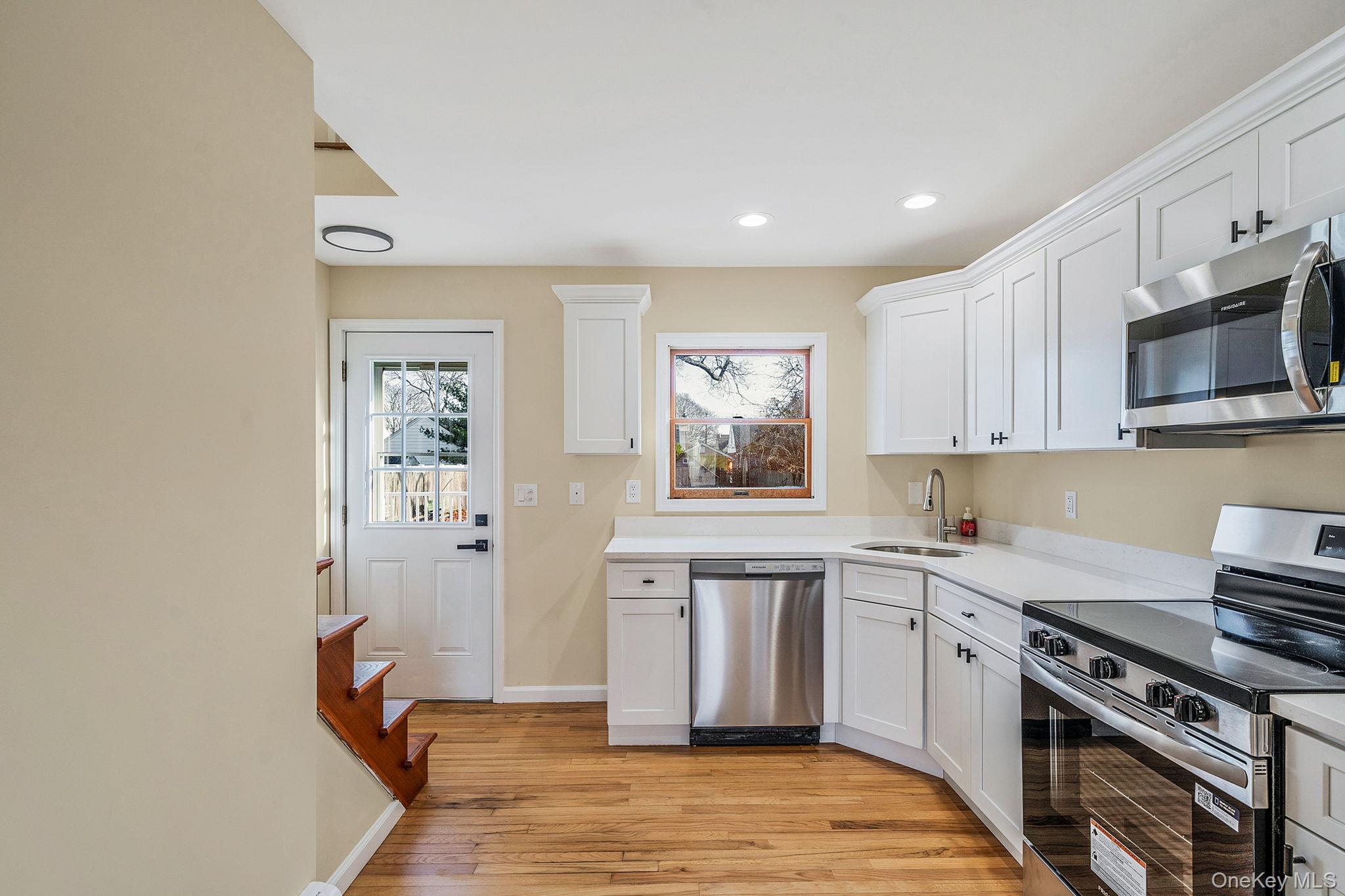 31 Walnut Avenue, Patchogue, NY 11772