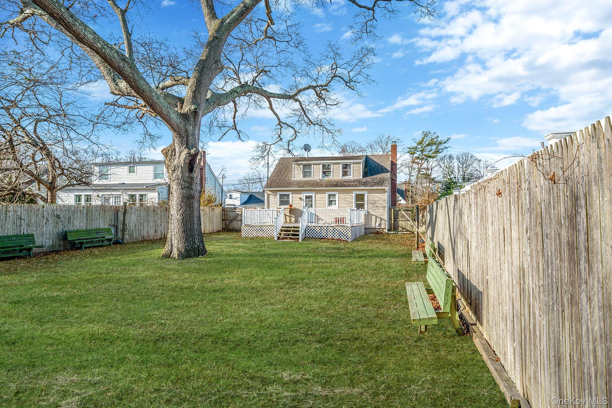 31 Walnut Avenue, Patchogue, NY 11772