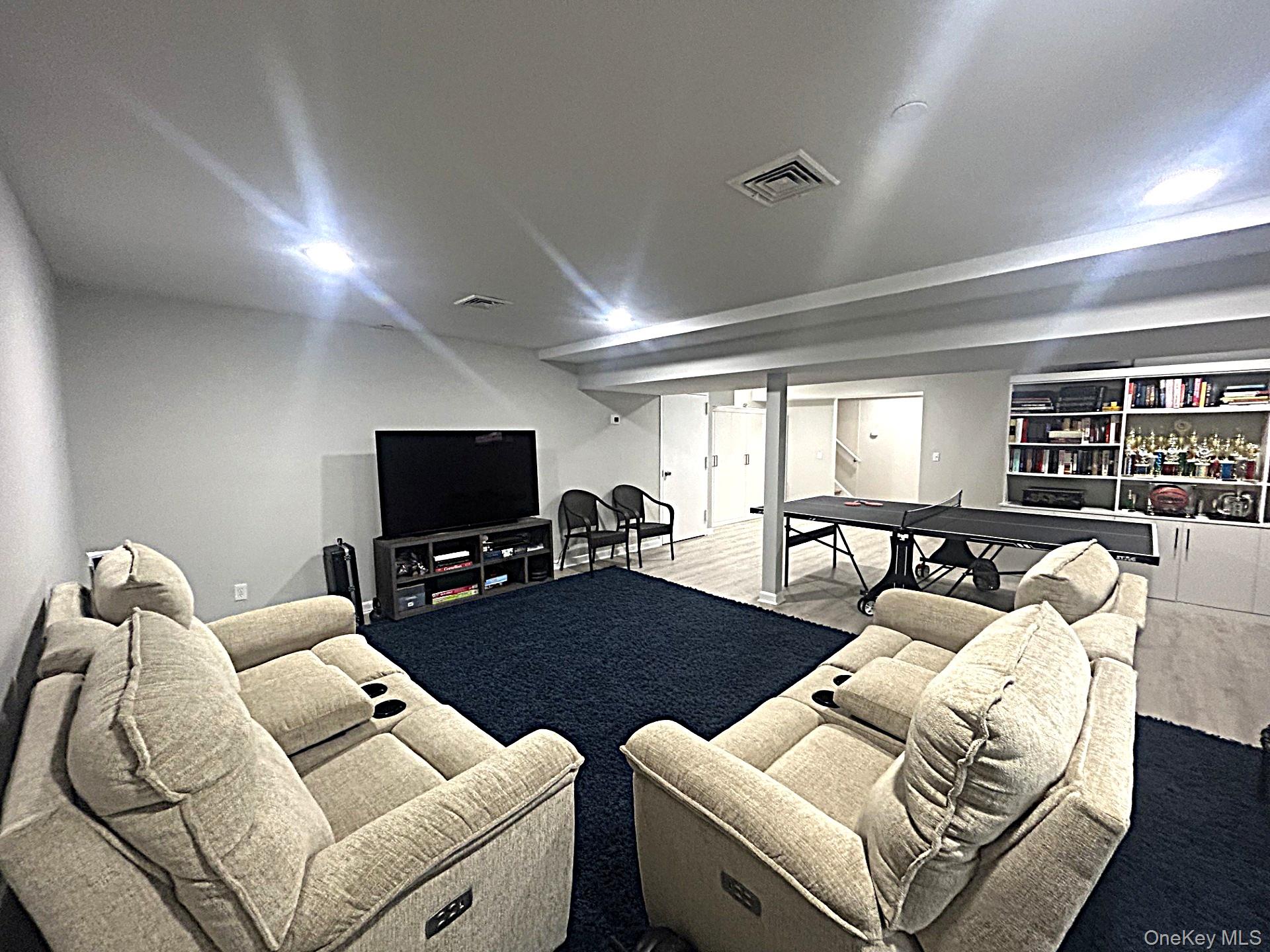 7 Limerick Court, White Plains, NY 10603