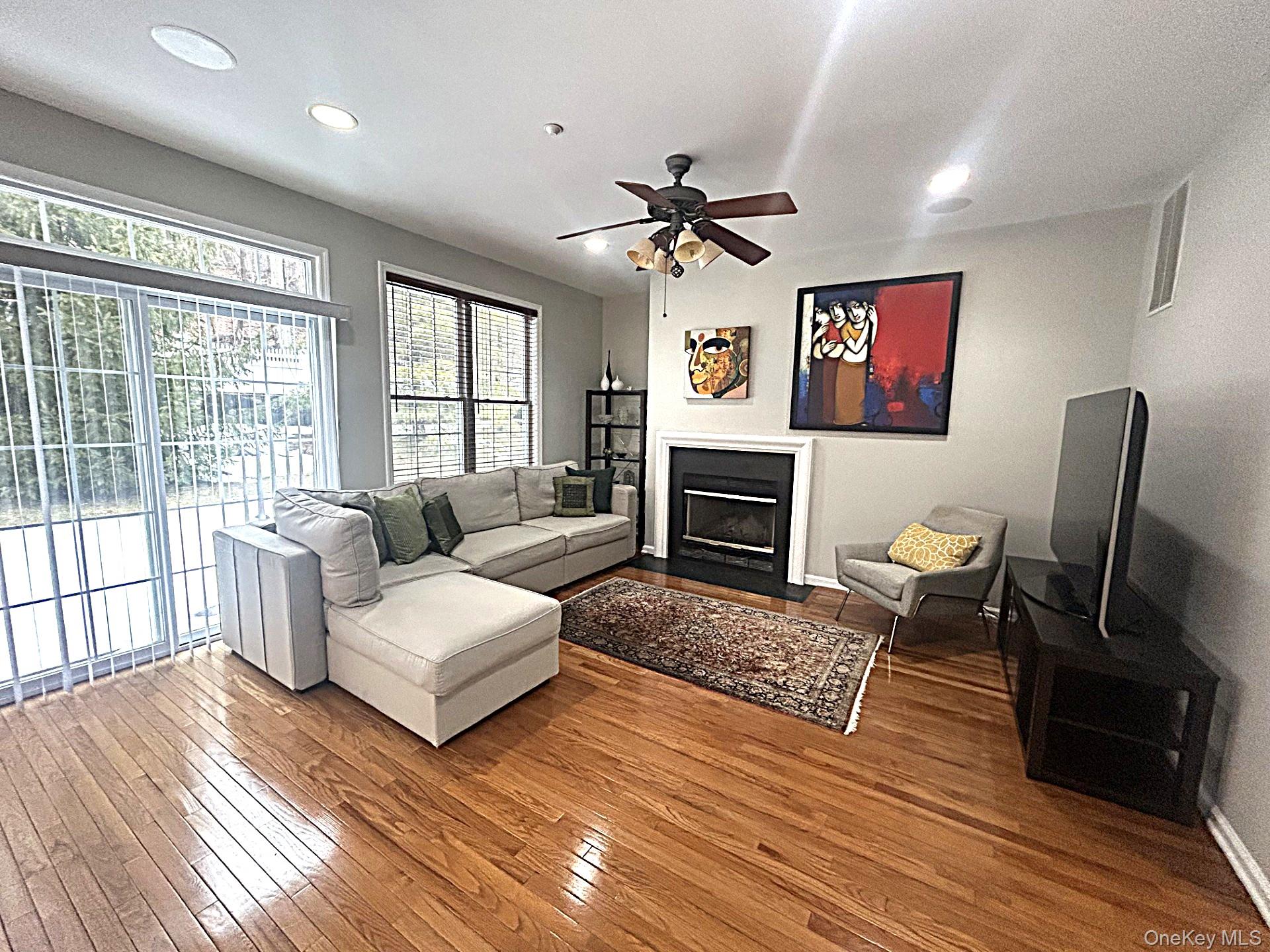 7 Limerick Court, White Plains, NY 10603