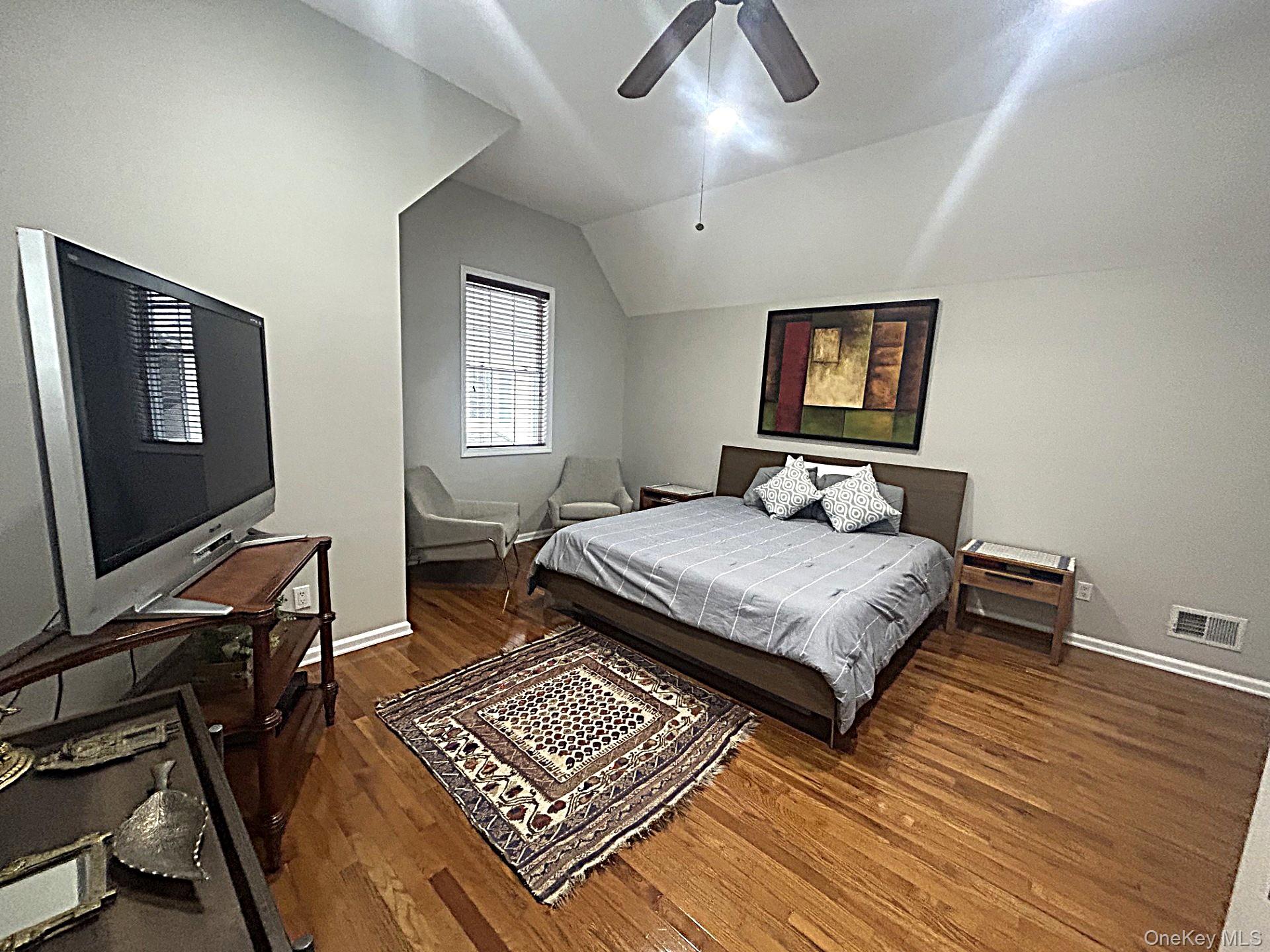 7 Limerick Court, White Plains, NY 10603