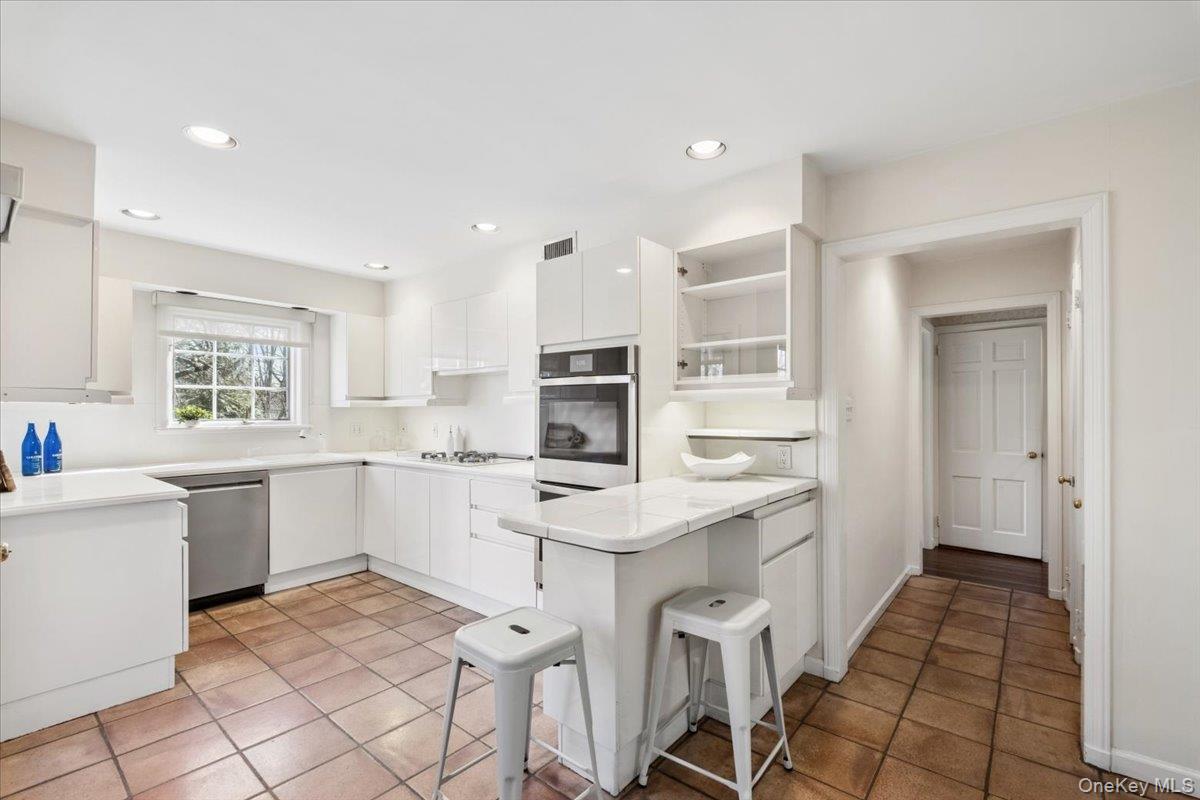 1 Normandy Lane, Scarsdale, NY 10583