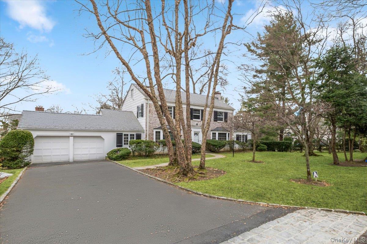 1 Normandy Lane, Scarsdale, NY 10583