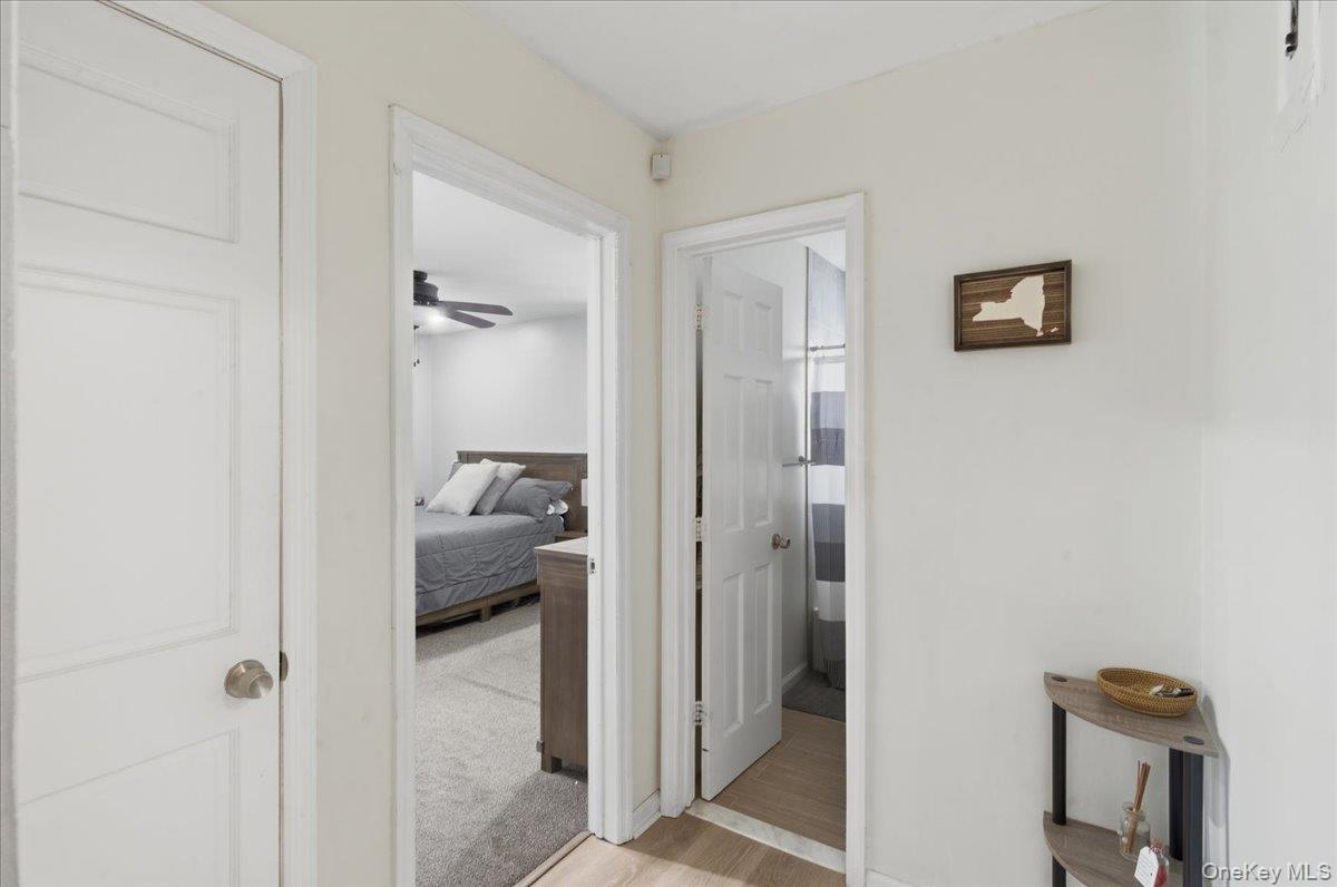 205 Edmunton Drive # h18, North Babylon, NY 11703