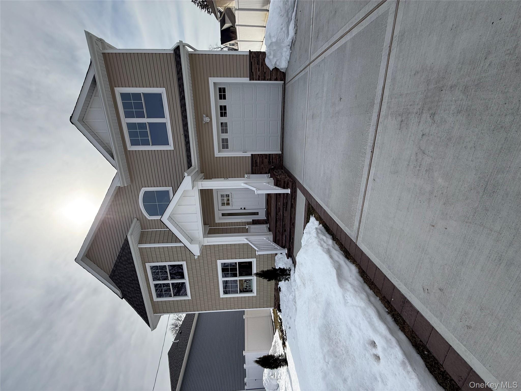 63 Prince ave, Freeport, NY 11520