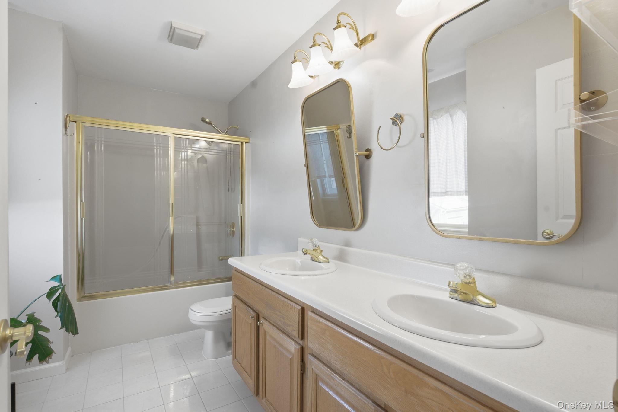 39 Deer Crossing Drive, Fishkill, NY 12524