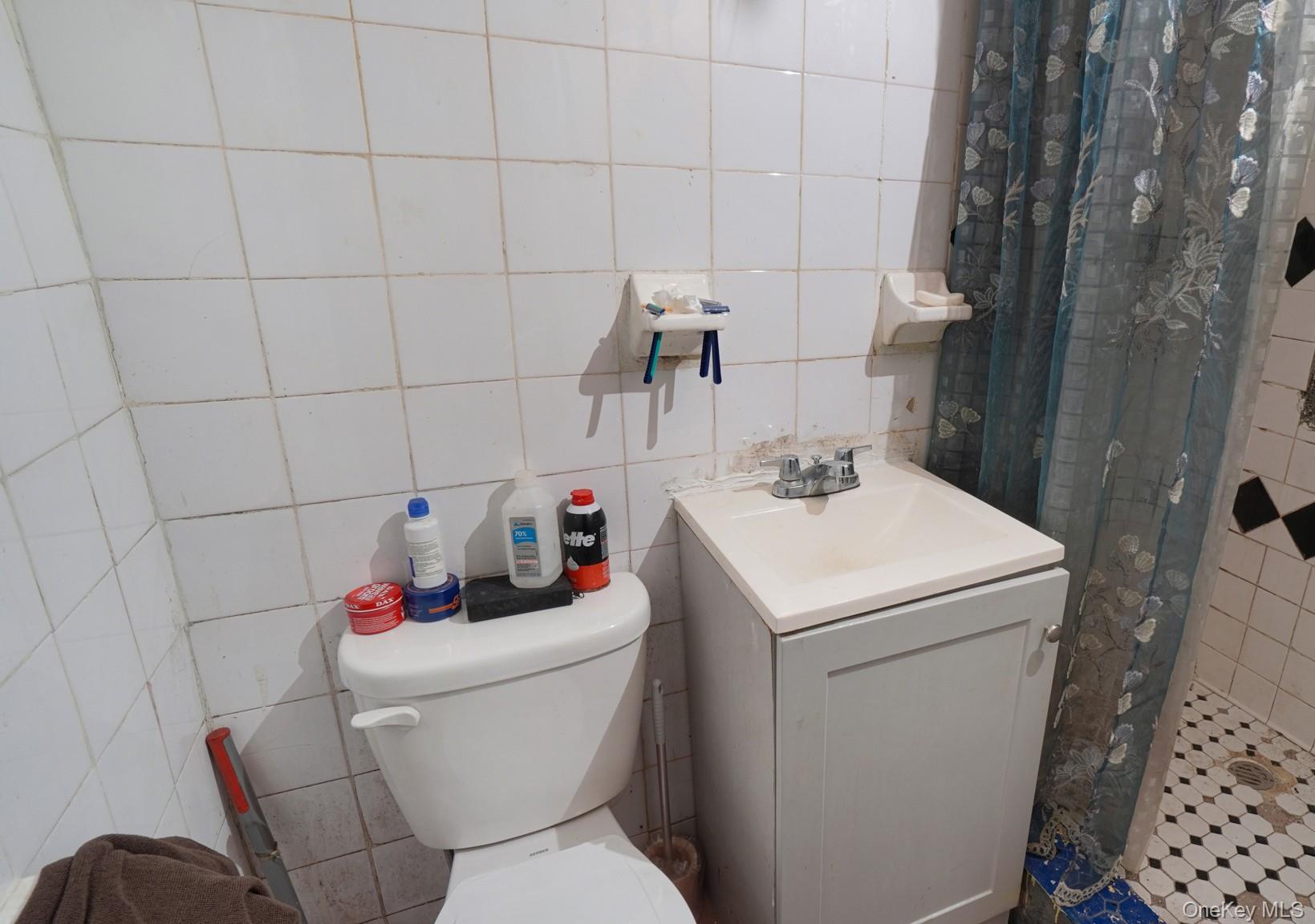 1029 Wheeler Avenue, Bronx, NY 10472