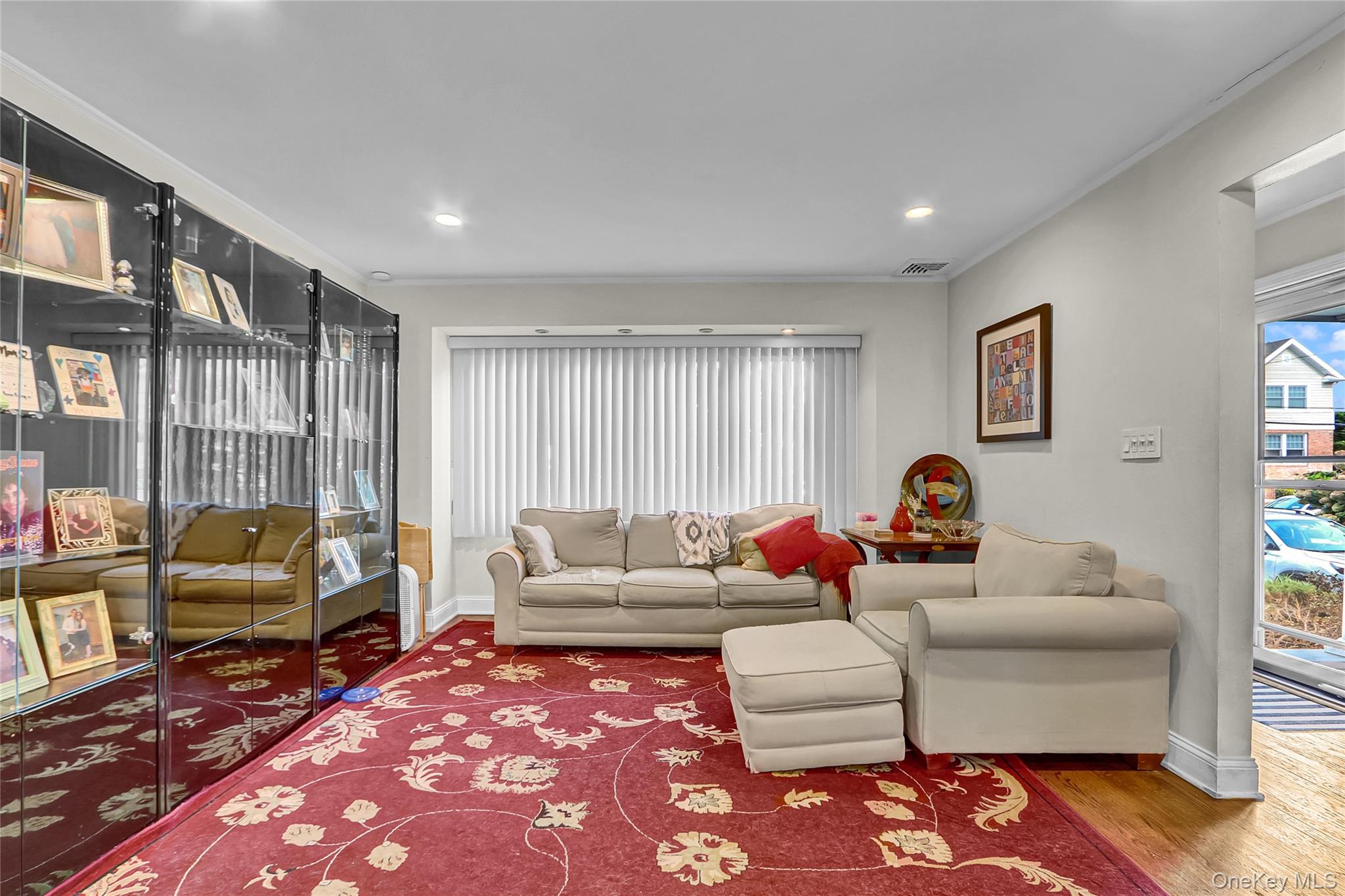 2070 Beverly Way, Merrick, NY 11566