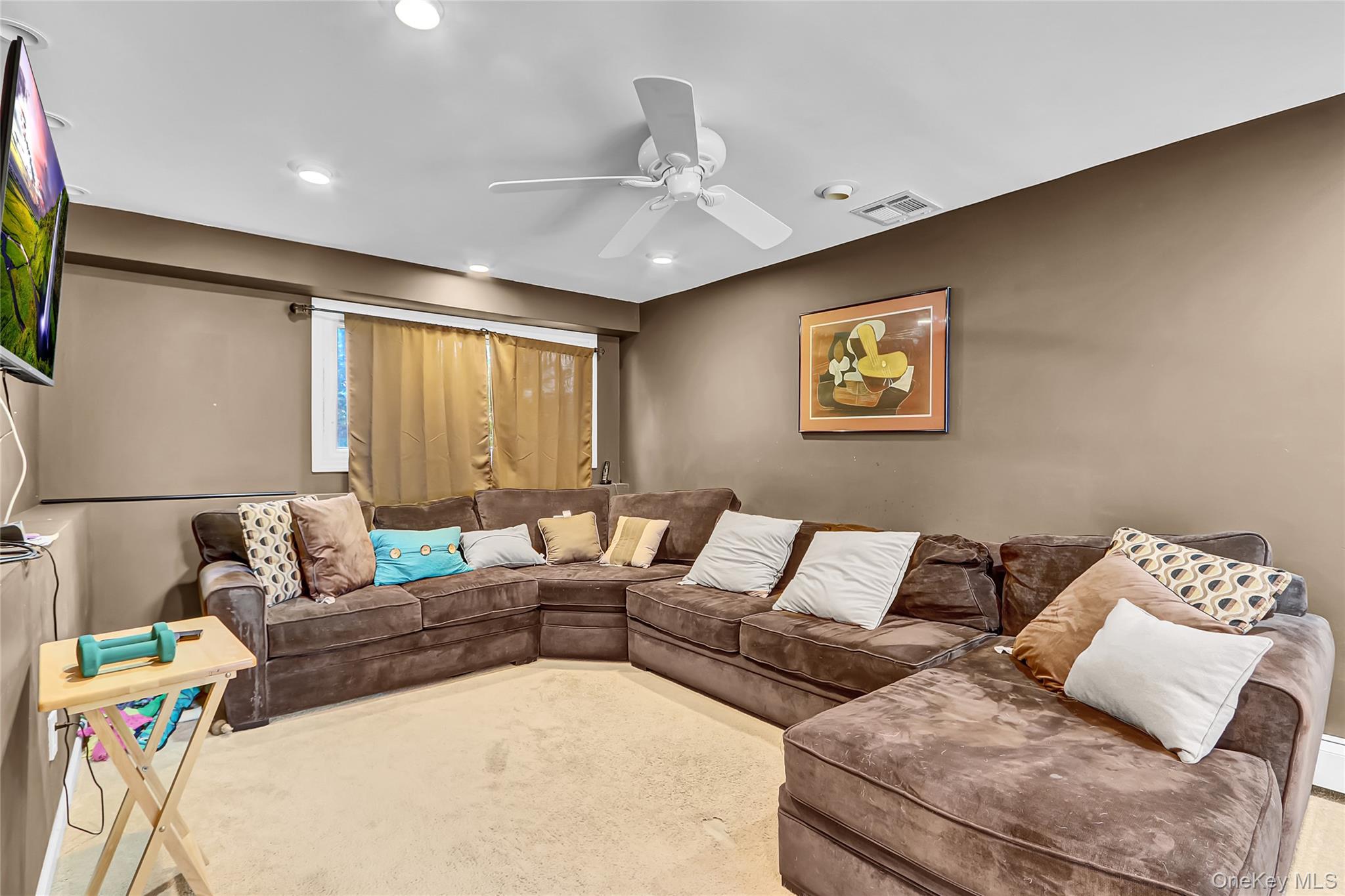 2070 Beverly Way, Merrick, NY 11566