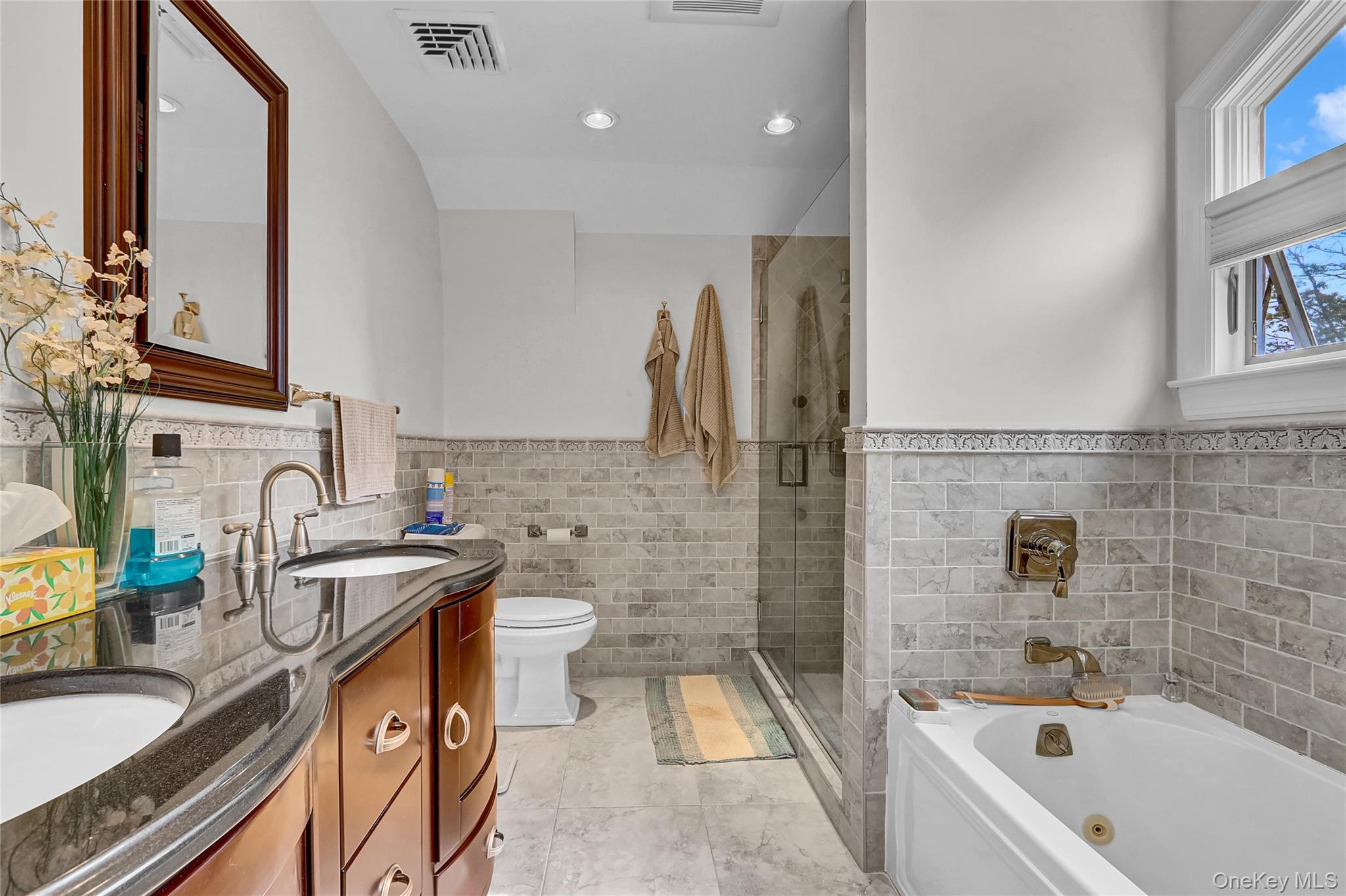 2070 Beverly Way, Merrick, NY 11566