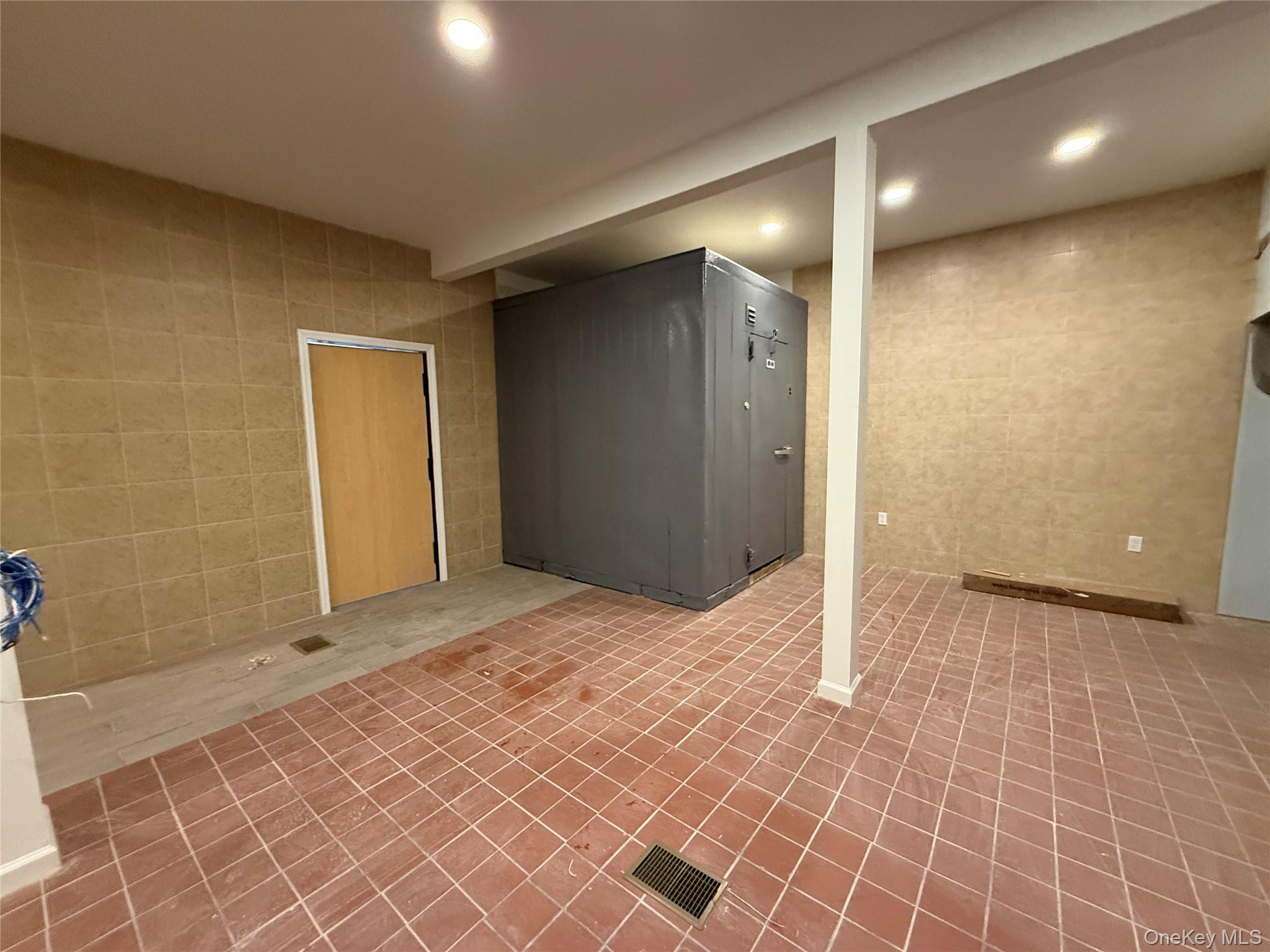 6 Wallkill Avenue, Wallkill, NY 12589