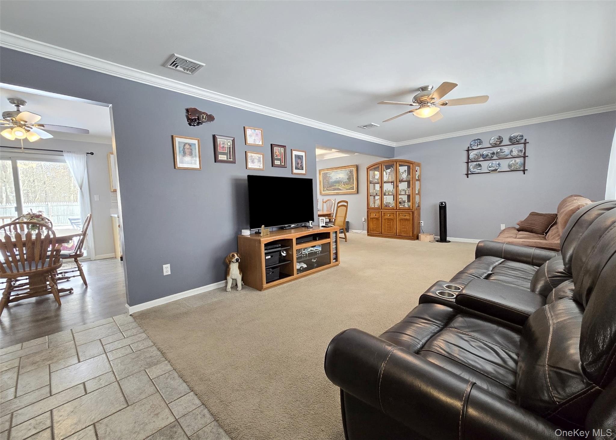 23 Apple Lane, Medford, NY 11763