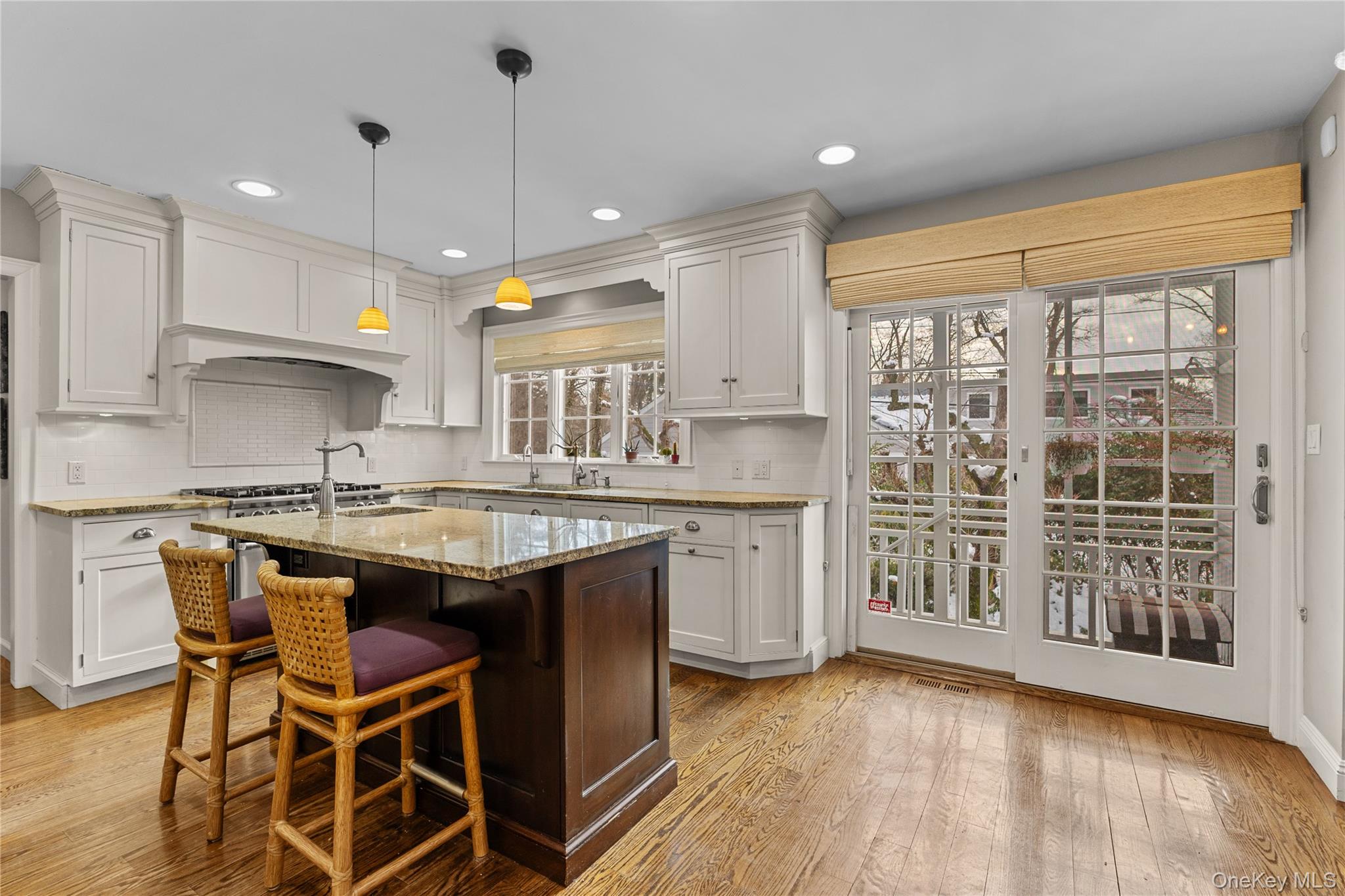 10 Norfolk Road, Great Neck, NY 11020