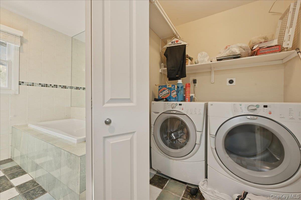 734 Berry Court, West Hempstead, NY 11552