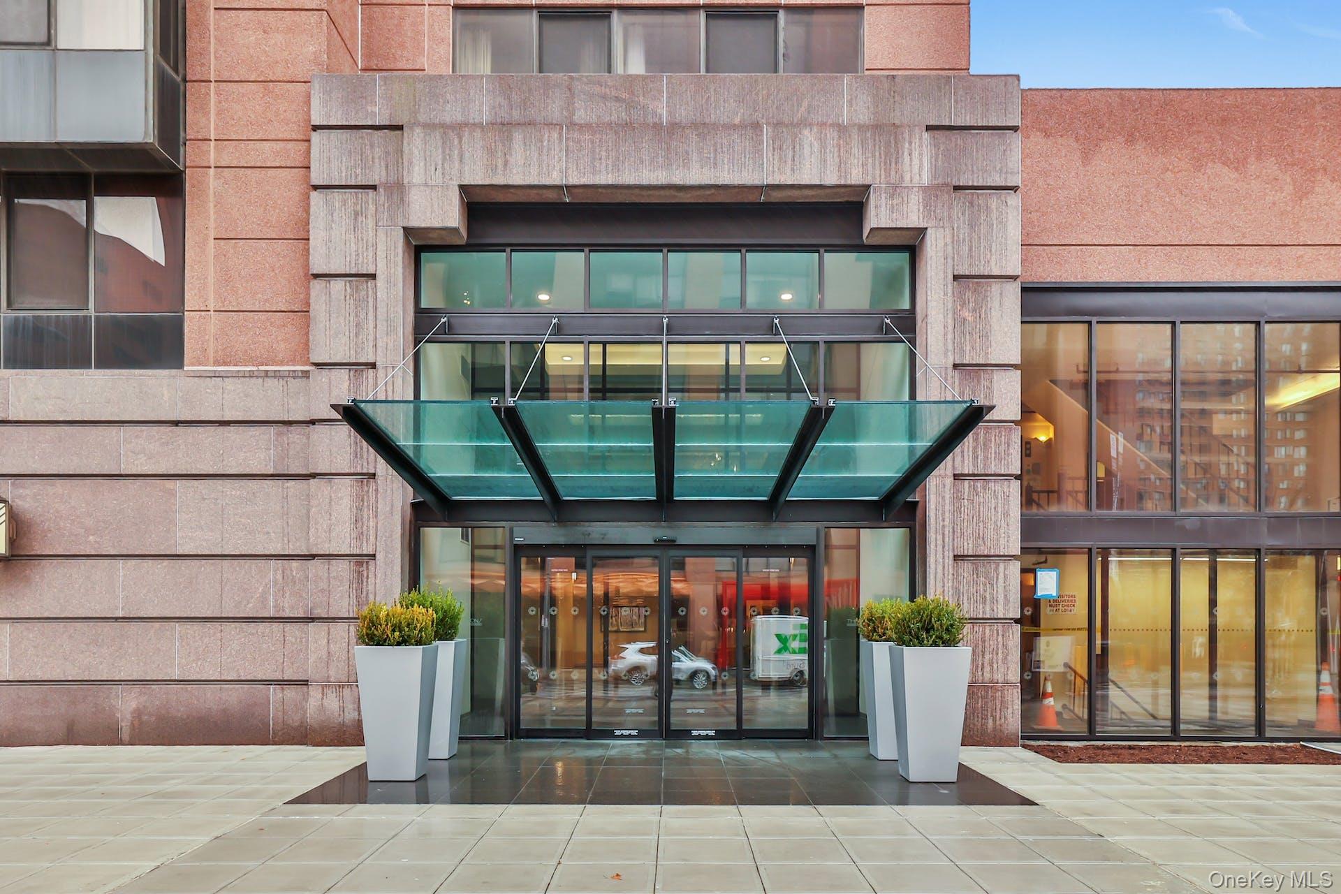 4 Martine Avenue # 1419, White Plains, NY 10606