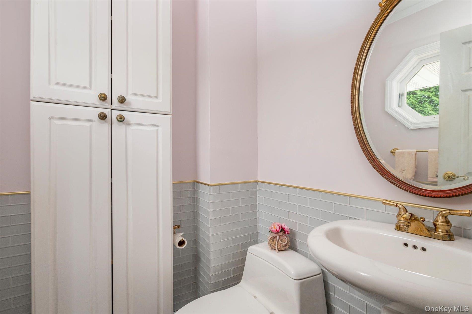 9 Rockaway Place, Massapequa, NY 11758