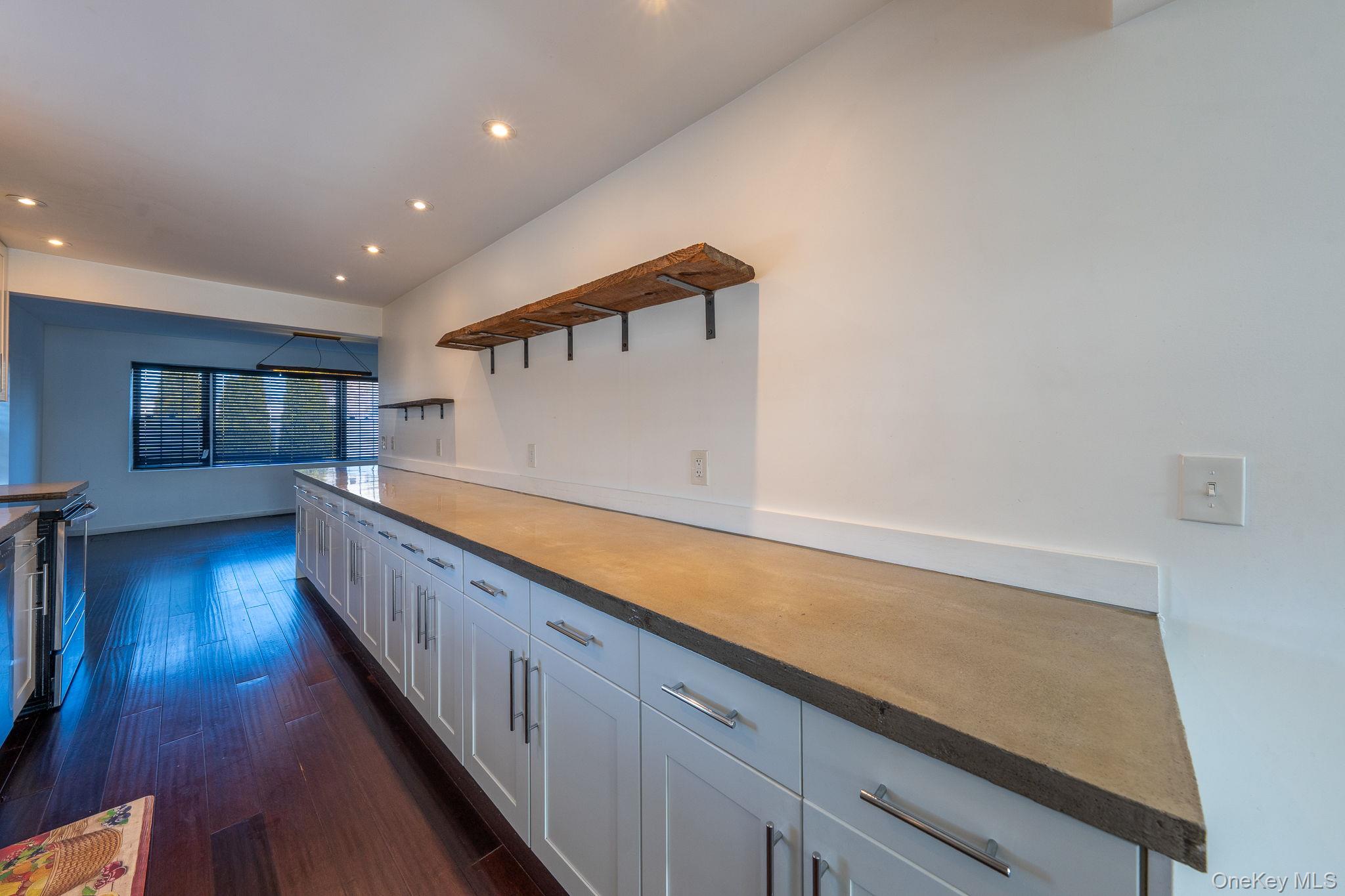 27 Walnut Street, New Windsor, NY 12553