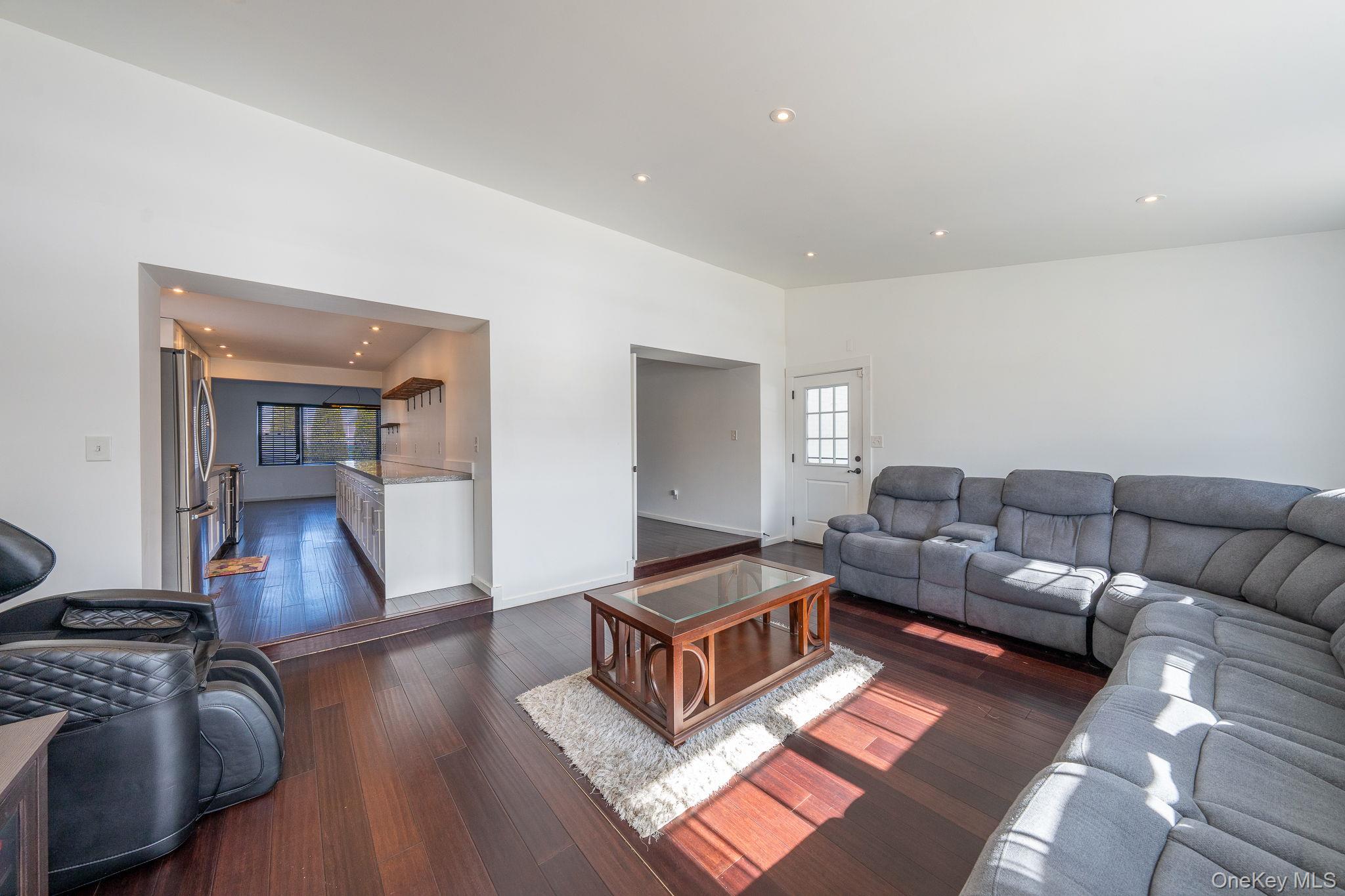 27 Walnut Street, New Windsor, NY 12553