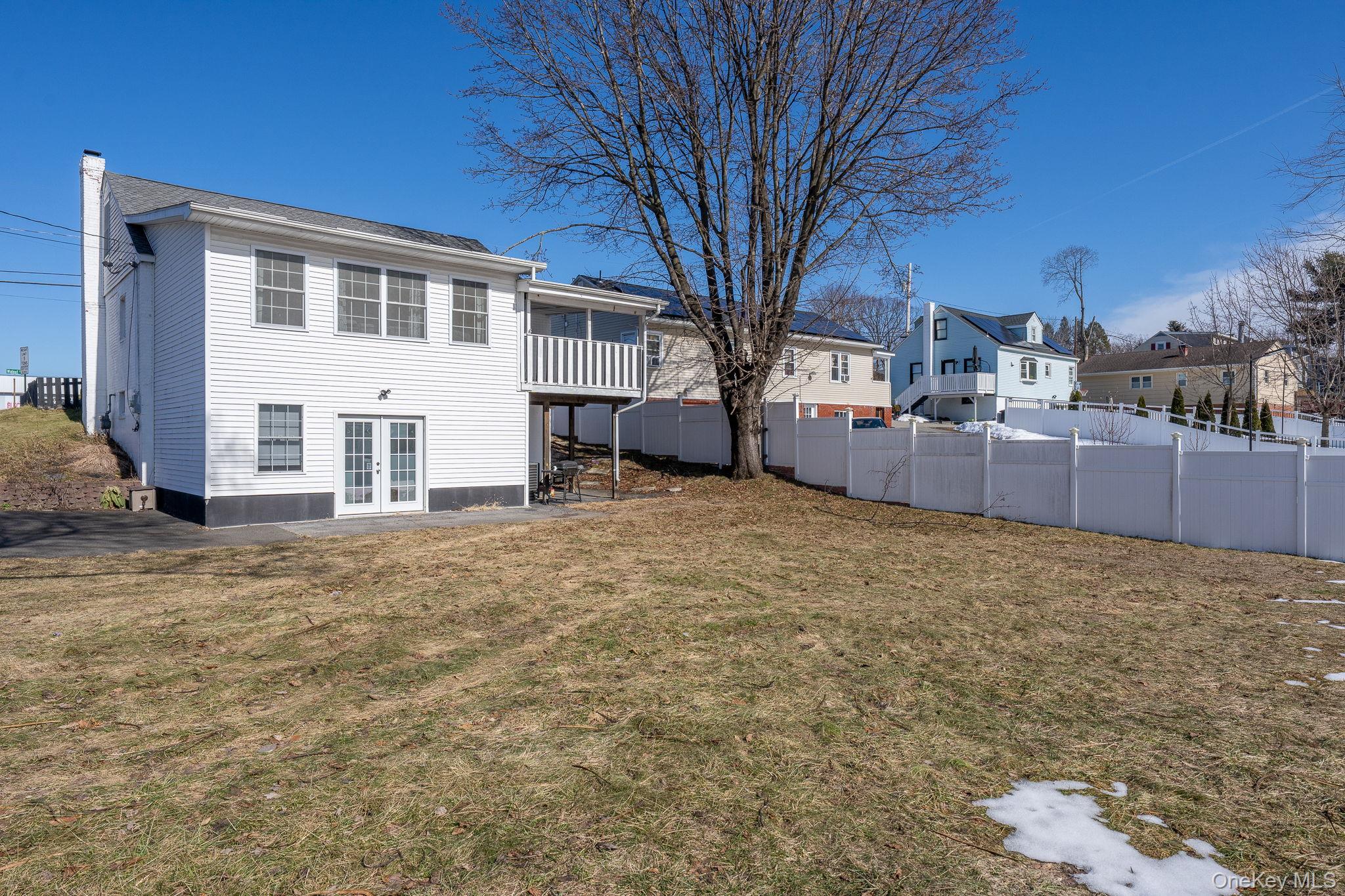 27 Walnut Street, New Windsor, NY 12553