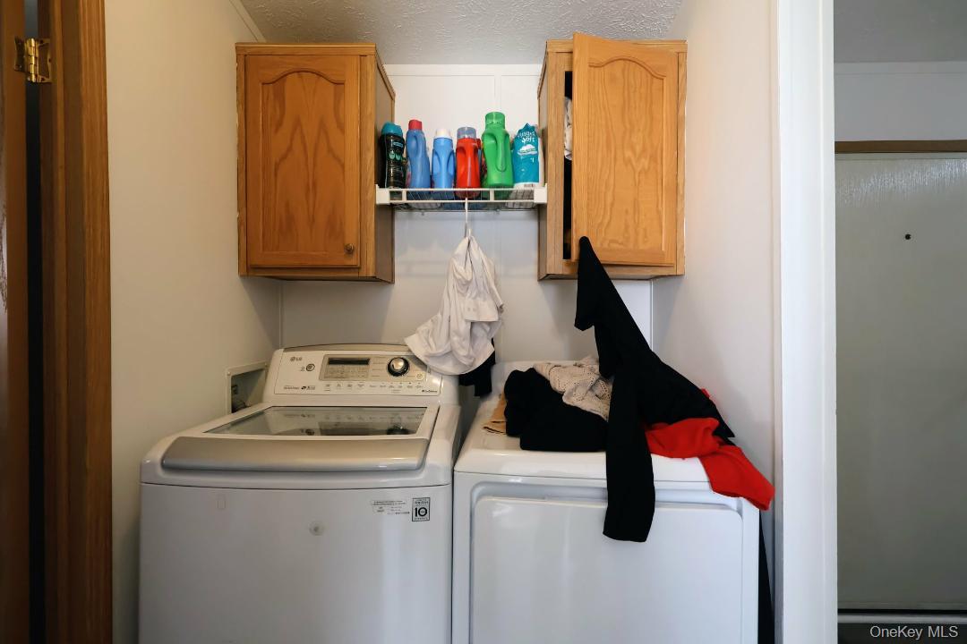 20 Oak St, Wurtsboro, NY 12790