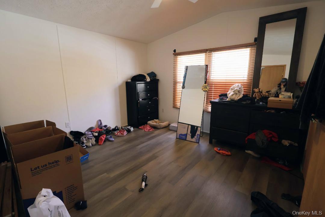 20 Oak St, Wurtsboro, NY 12790