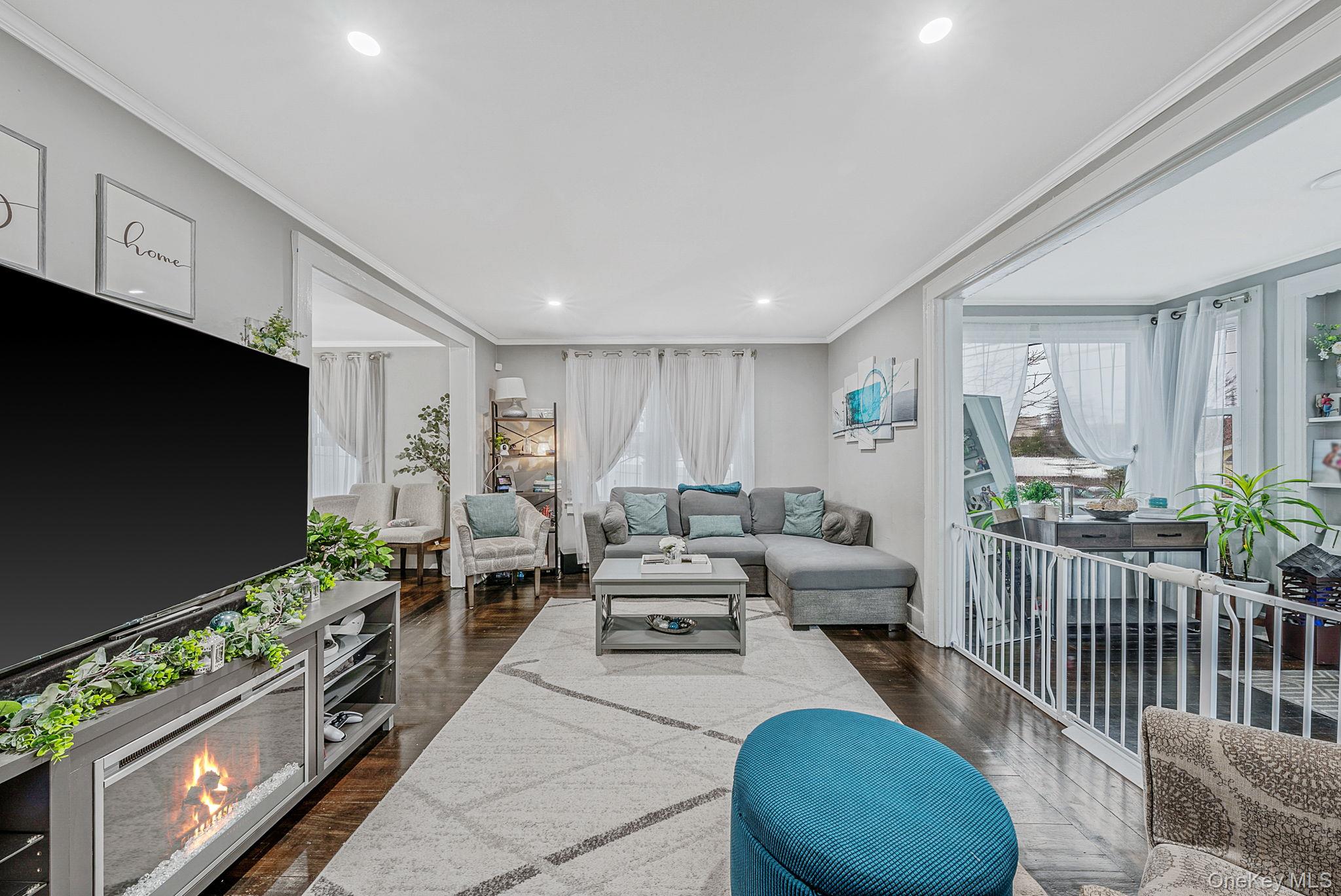 2270 Edna Court, Baldwin, NY 11510