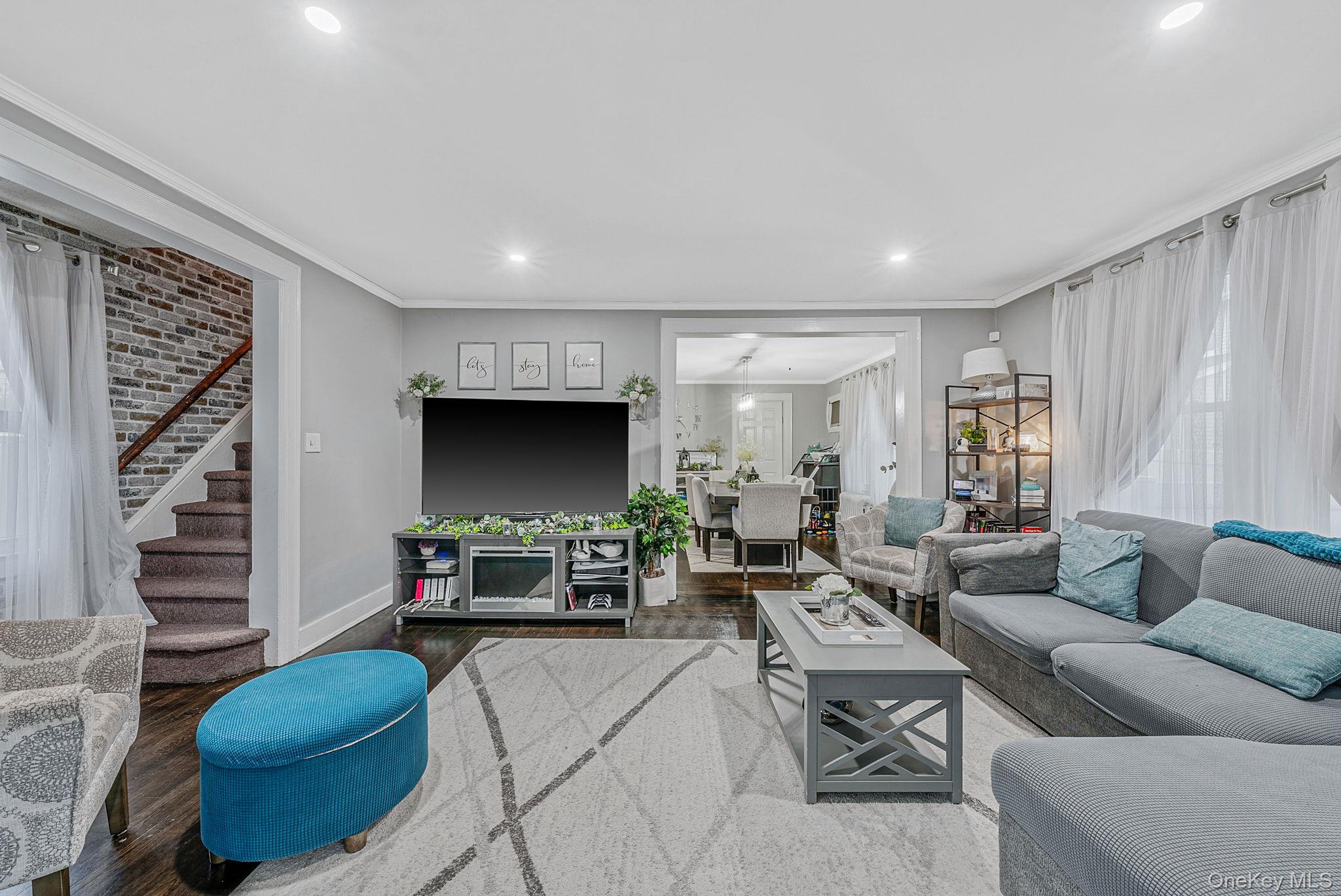 2270 Edna Court, Baldwin, NY 11510